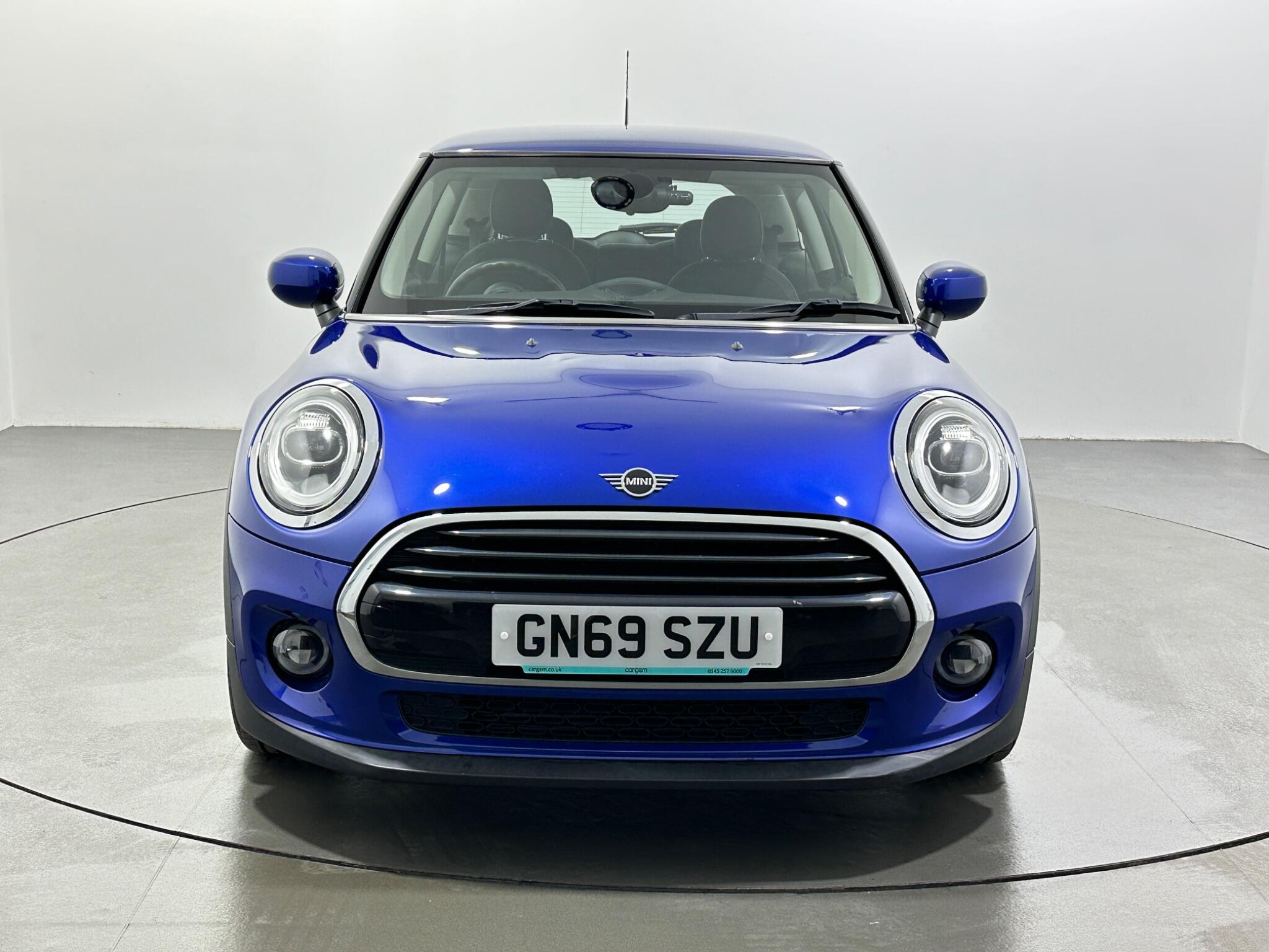 Mini Hatch view 3