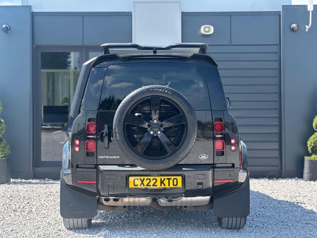 Land Rover Defender view 3
