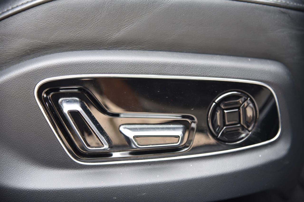 Audi A8 view 55