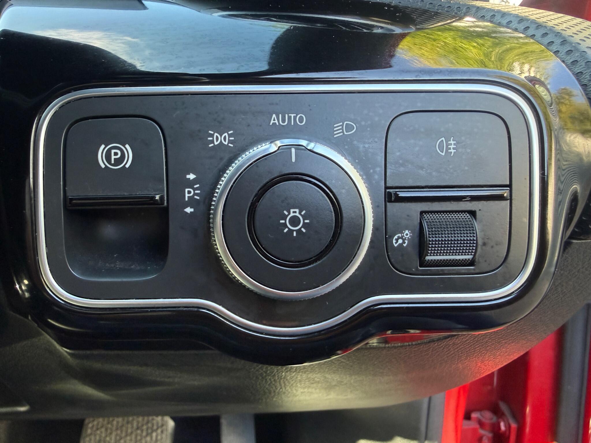 2019 Mercedes-Benz A Class image 28