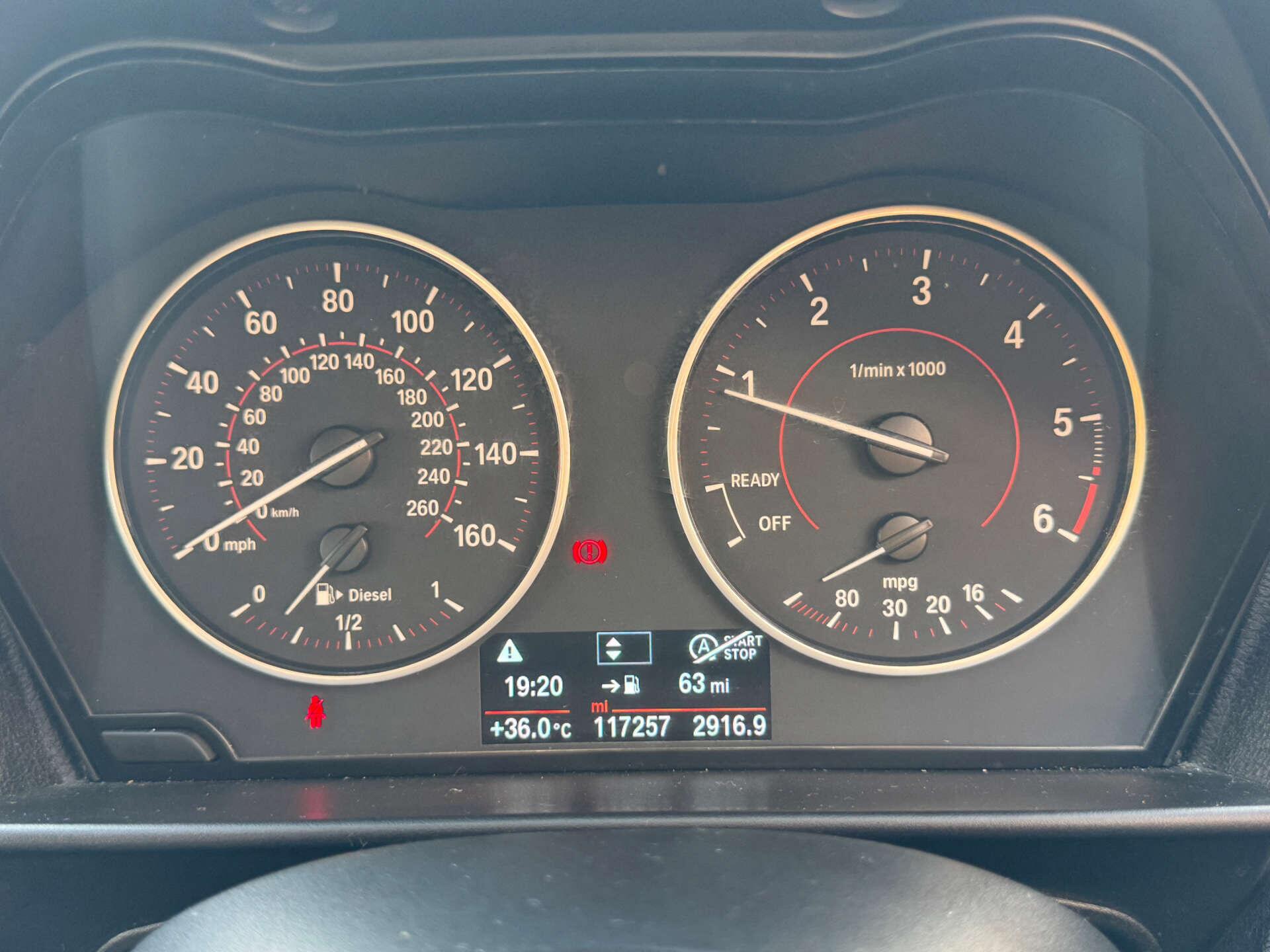 BMW 1 Series view 18