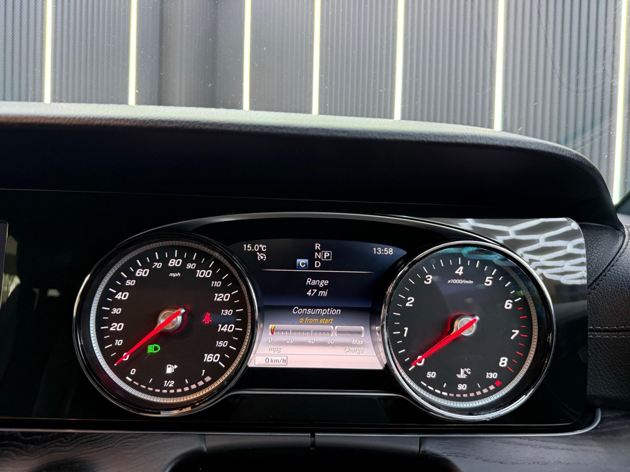 Mercedes-Benz E Class view 13