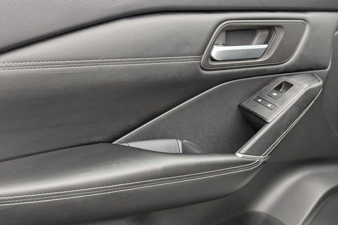 Nissan Qashqai view 30