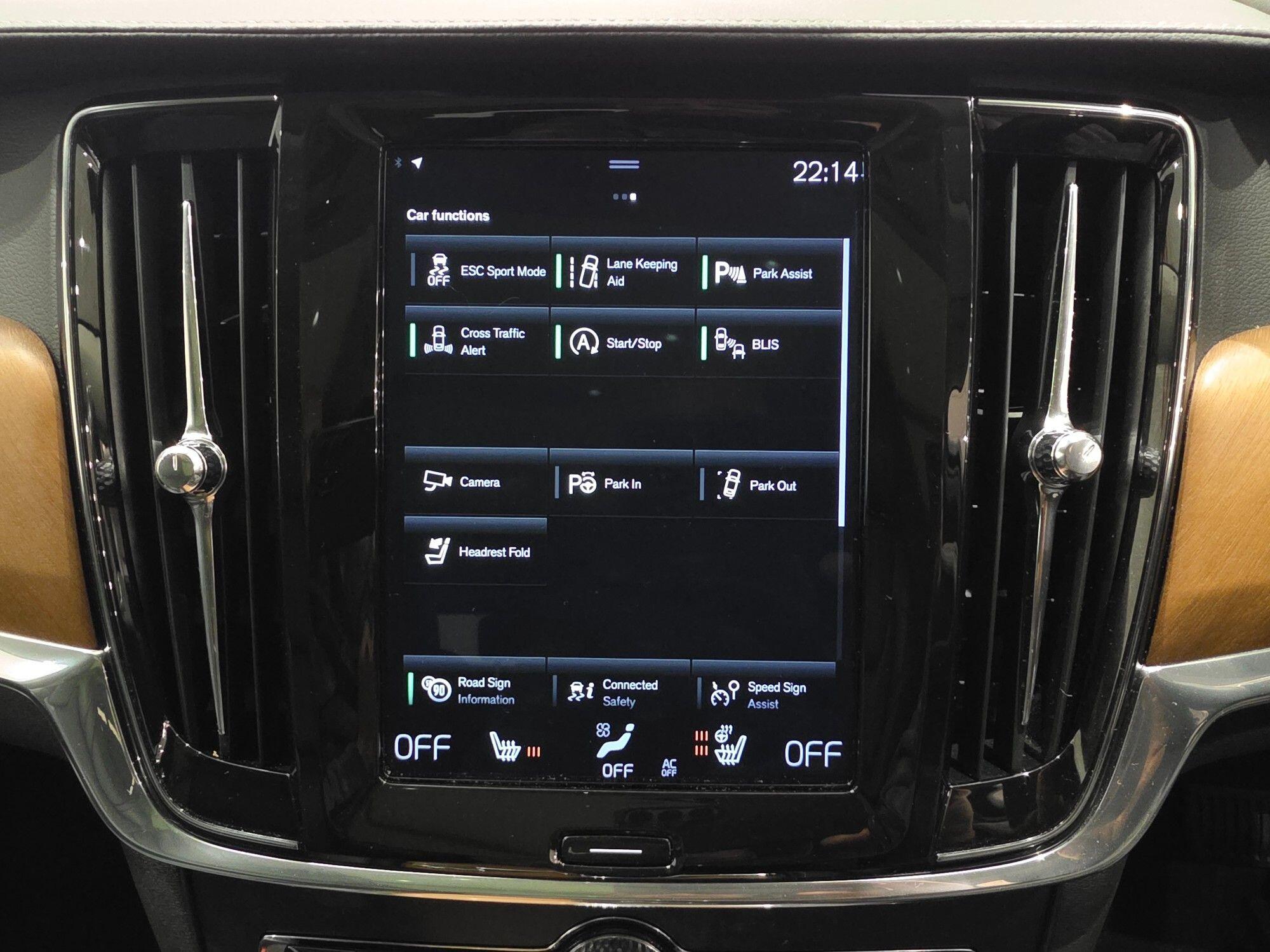 Volvo V90 view 38