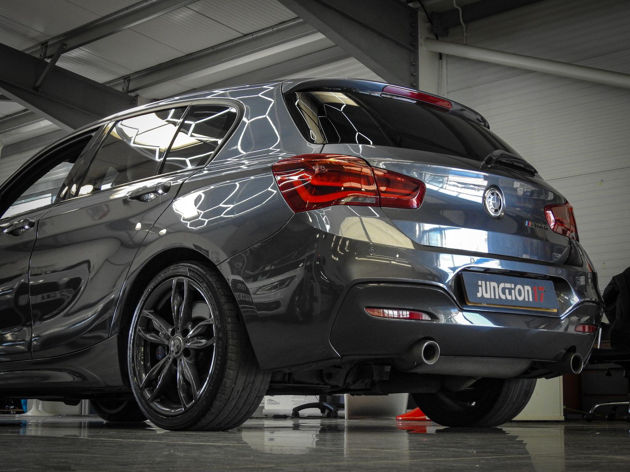 BMW 1 Series view 40