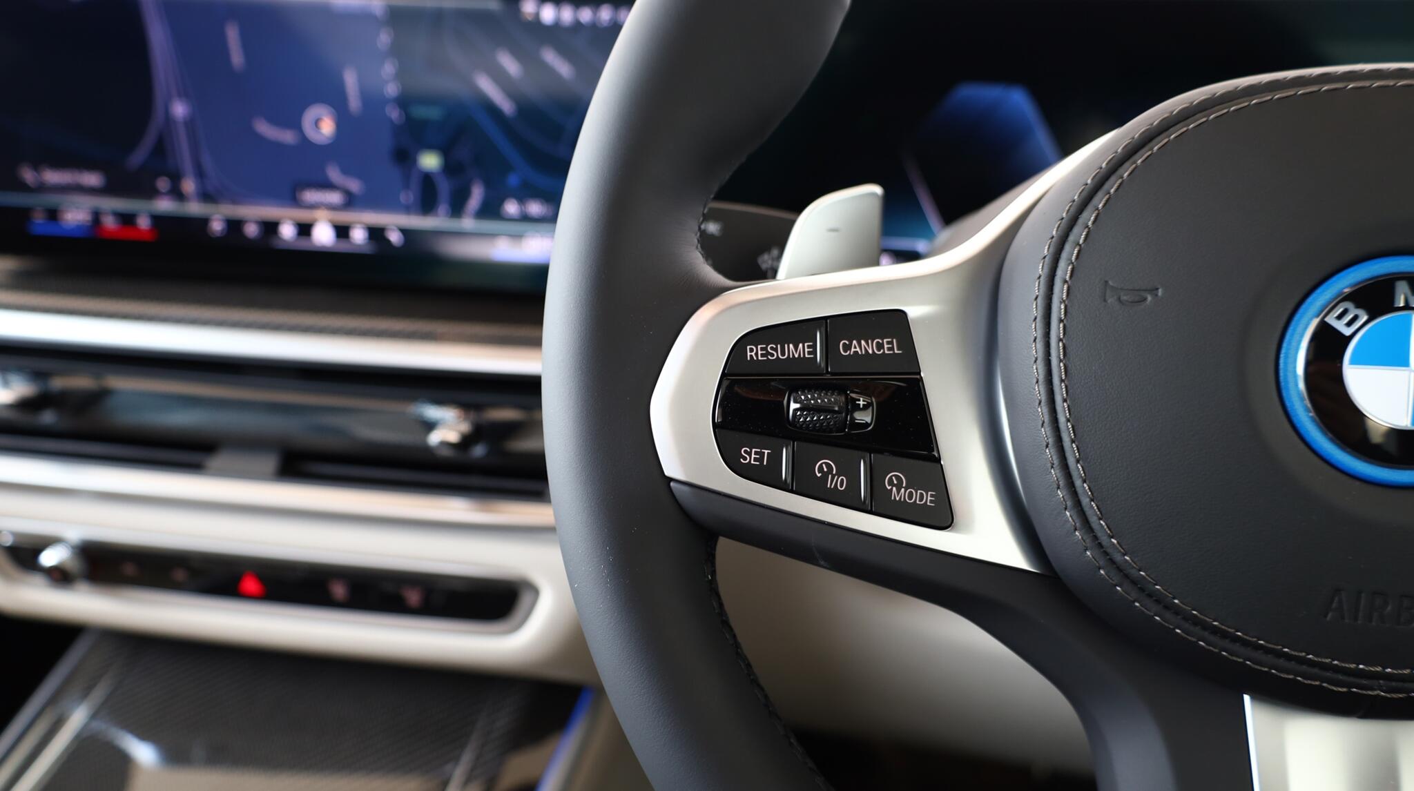 BMW X5 view 17