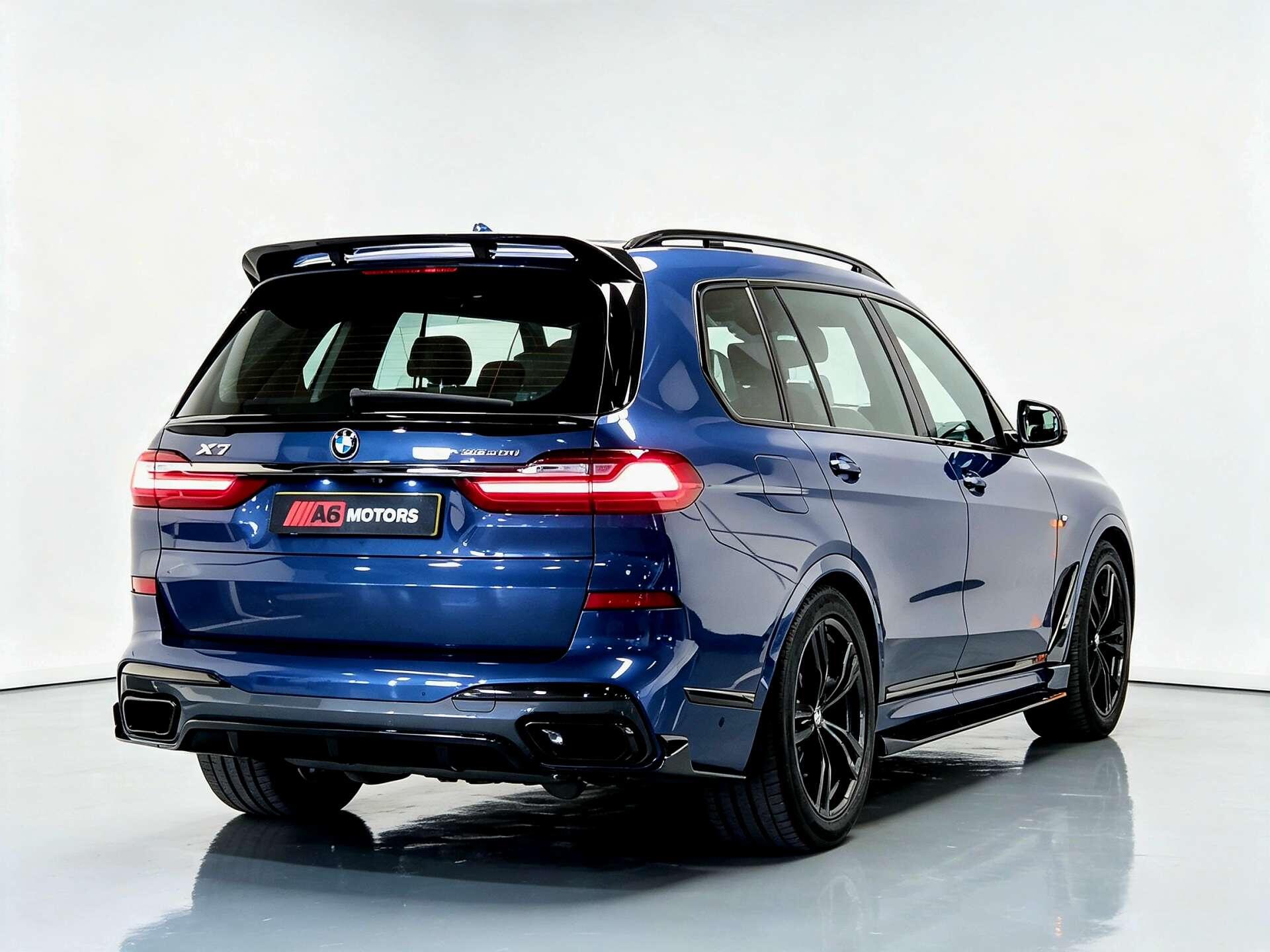 BMW X7 view 14