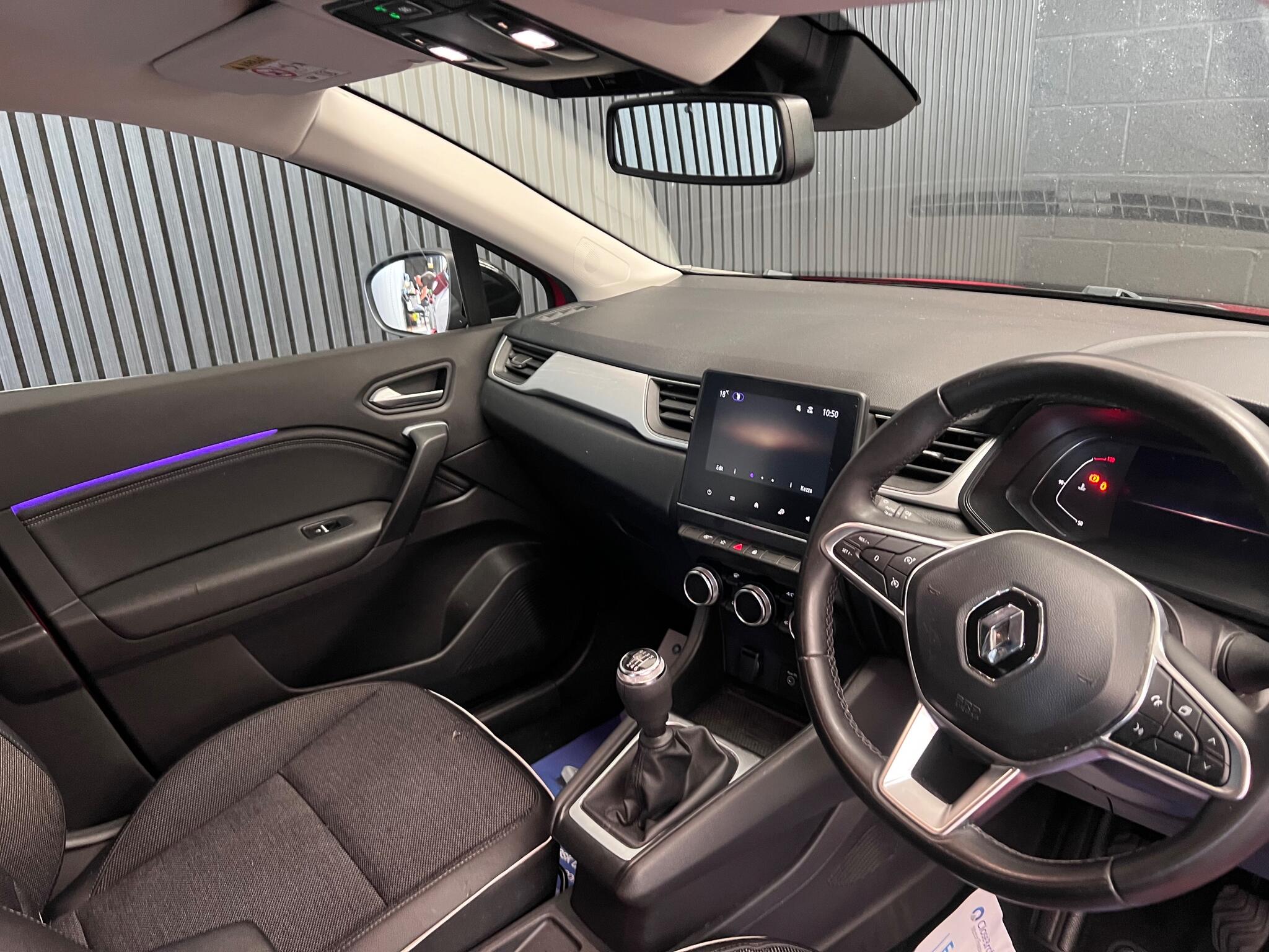Renault Captur view 3