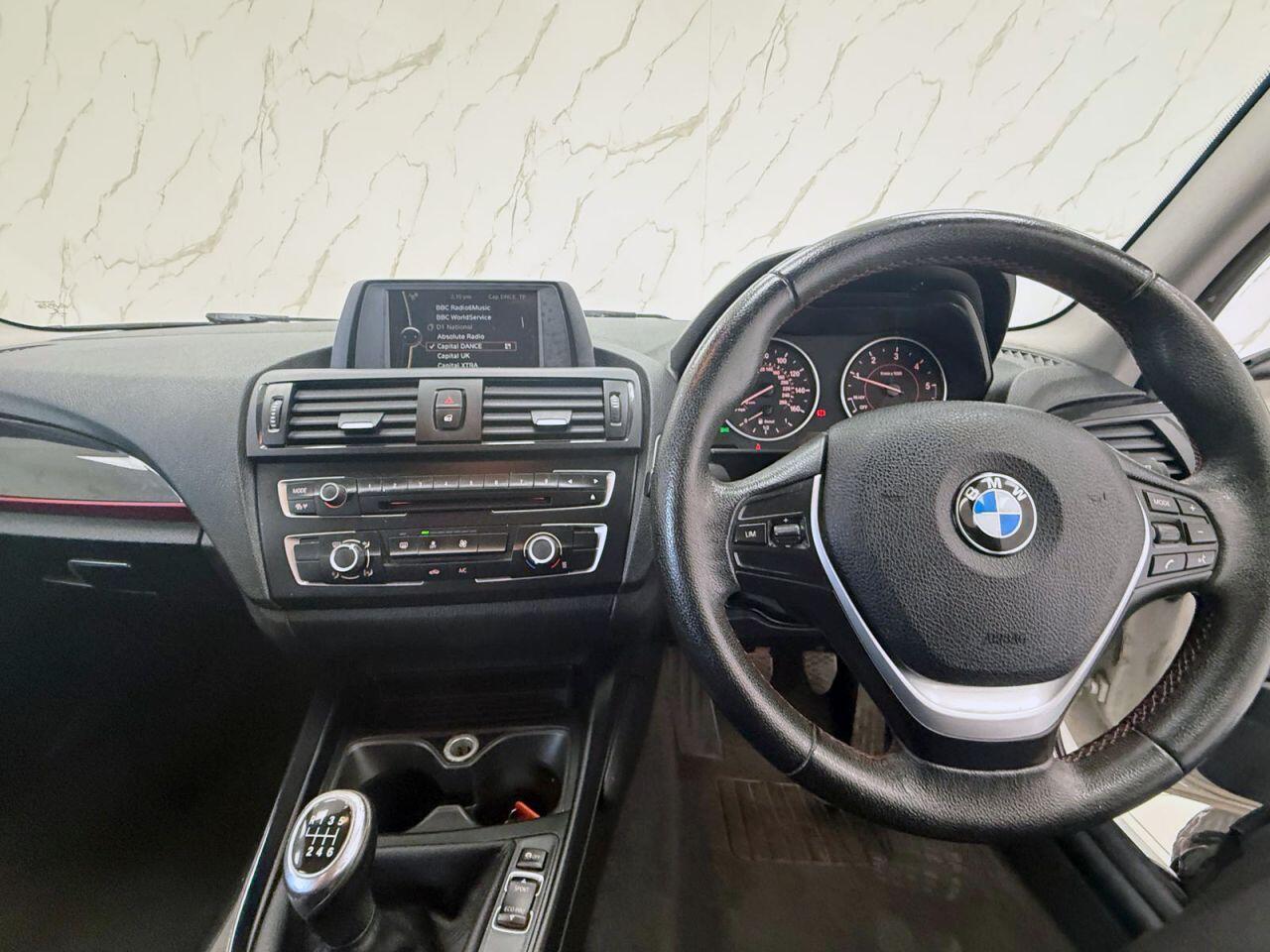 BMW 1 Series view 17