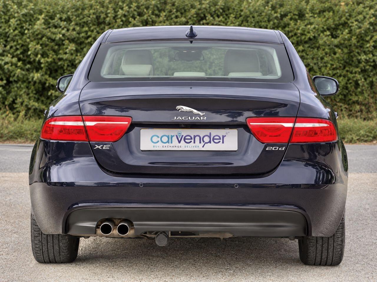Jaguar Xe view 7
