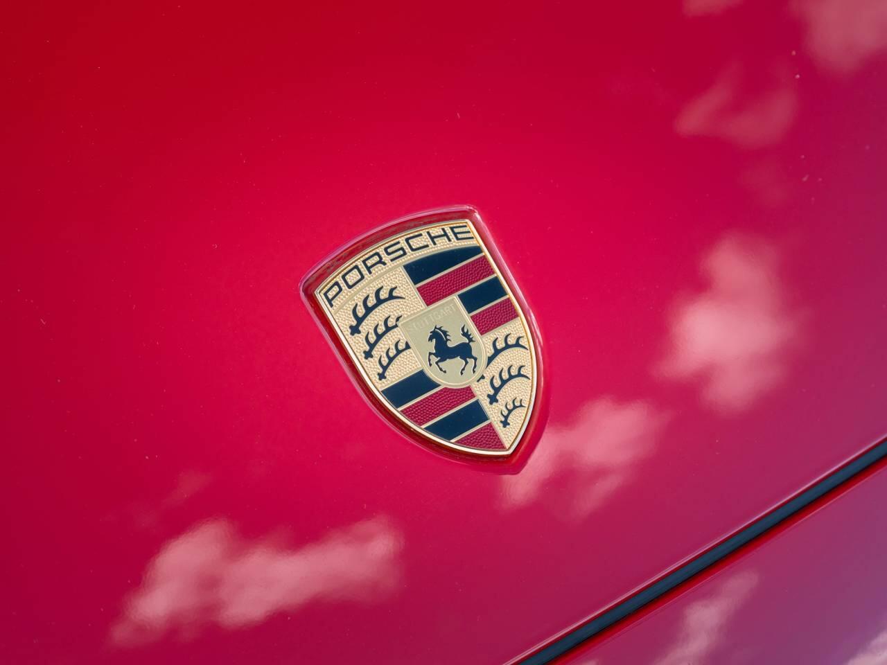 Porsche Cayenne view 44