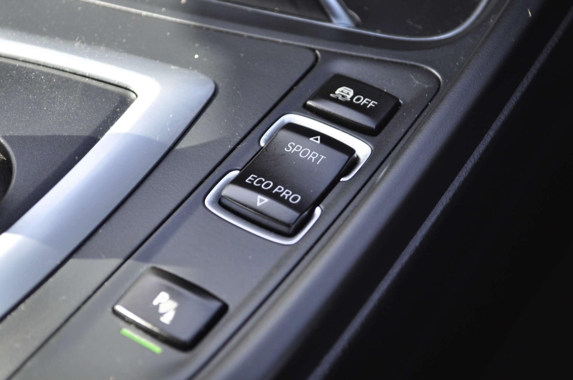 BMW 4 Series view 22