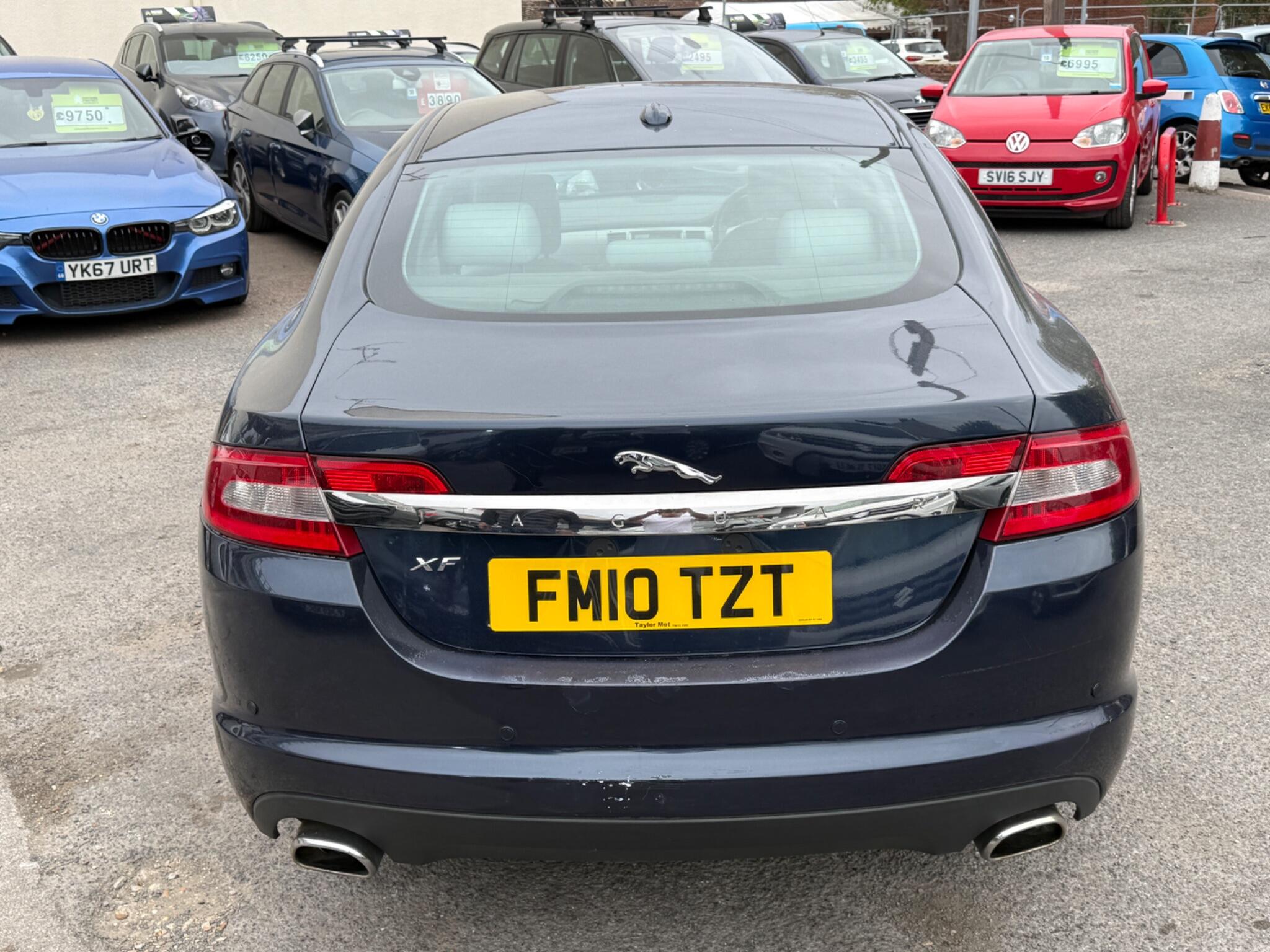 Jaguar XF - Image 16