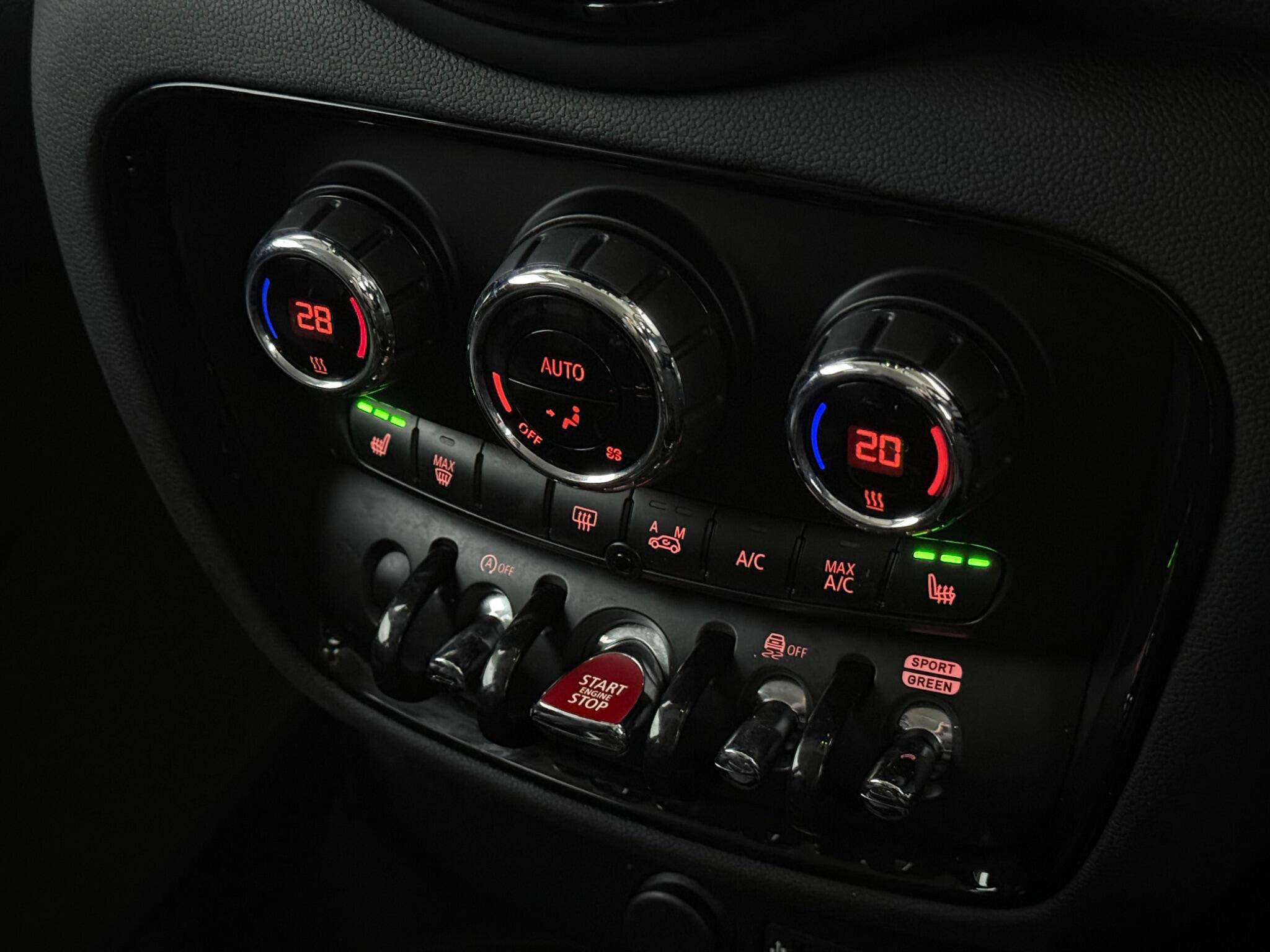 Mini Clubman view 19