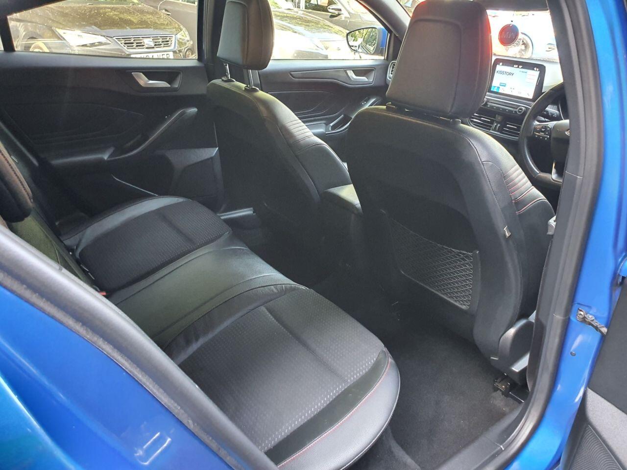 Ford Focus view 20