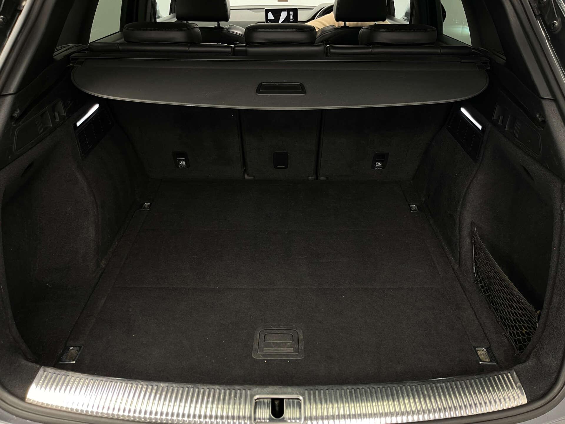 Audi SQ5 view 37