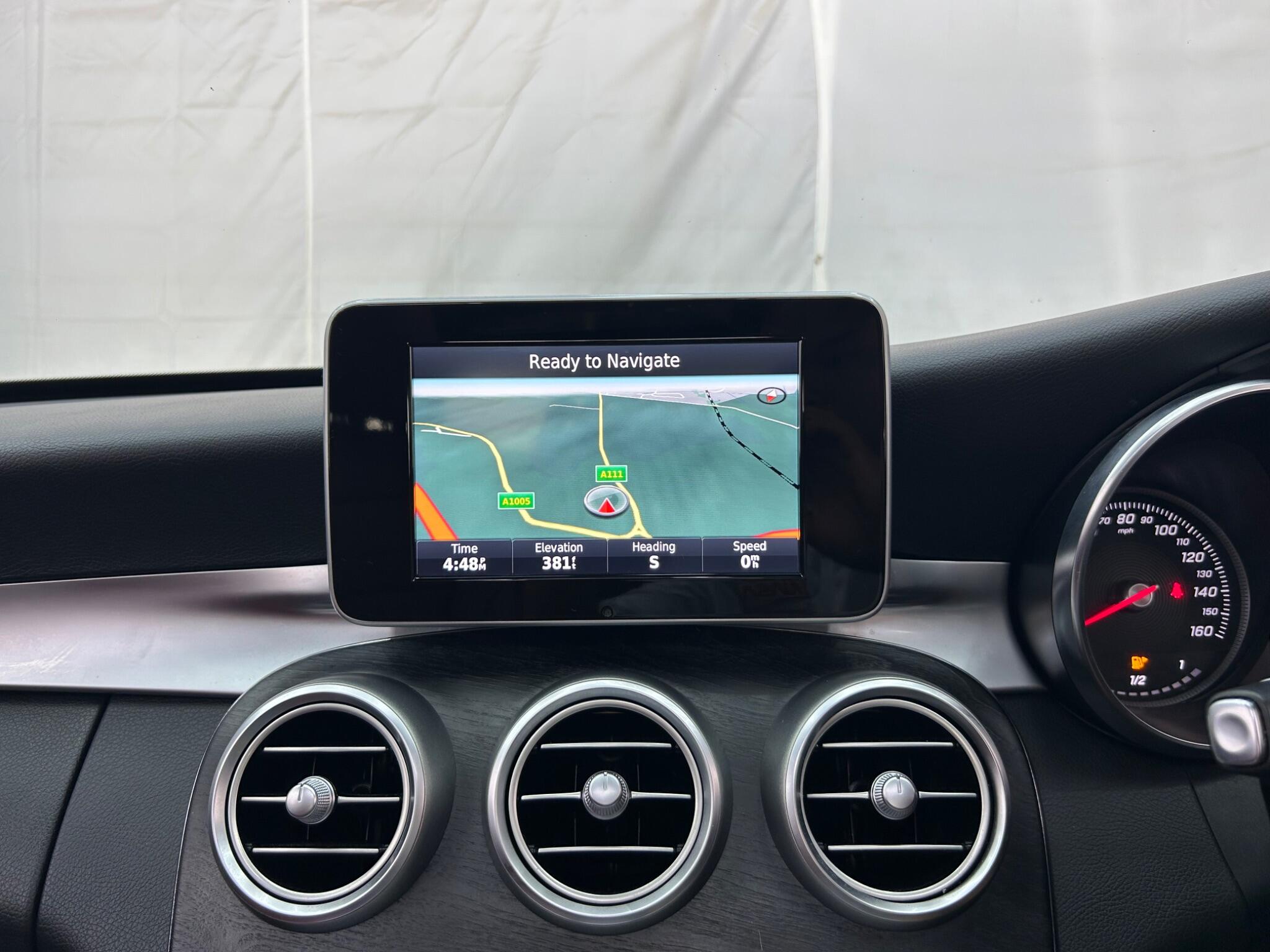 Mercedes-Benz C Class view 37