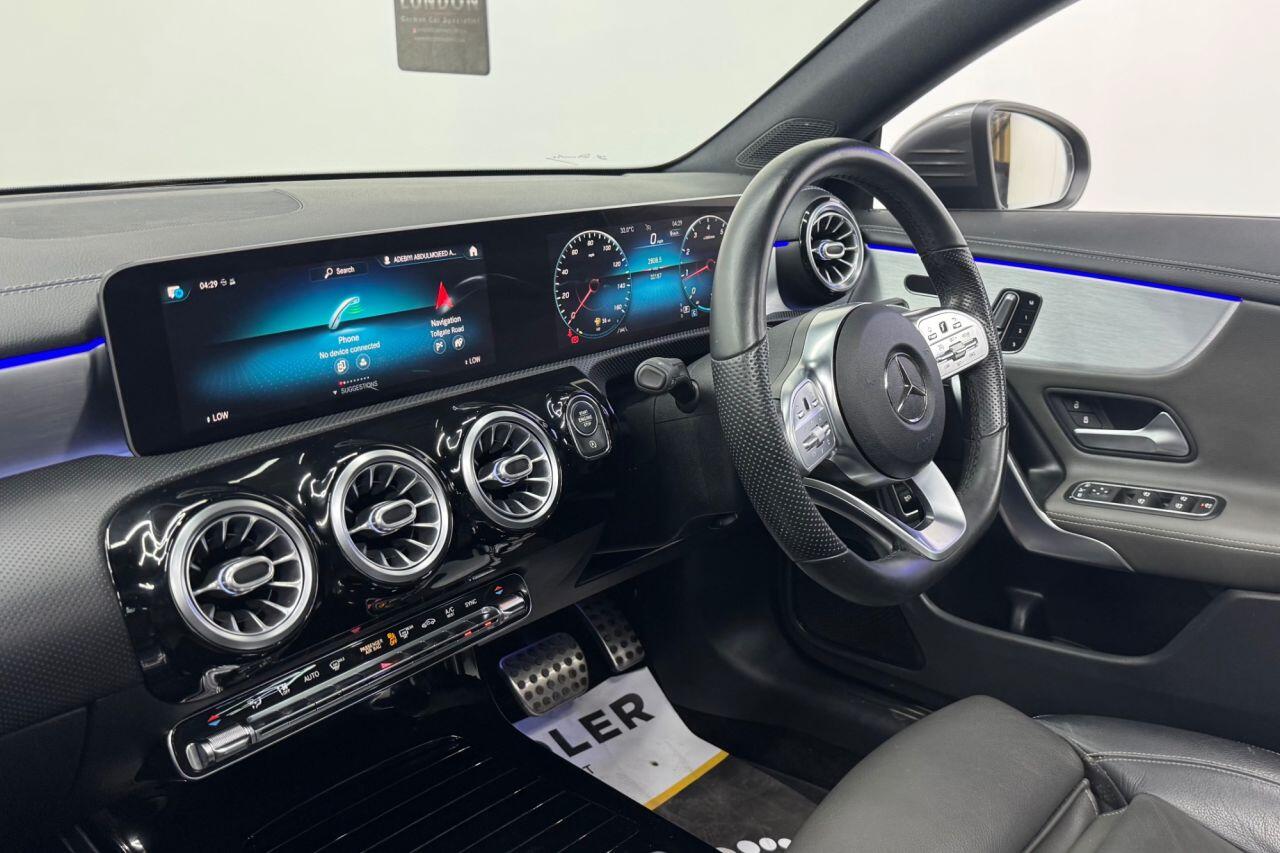 Mercedes-Benz Cla view 43