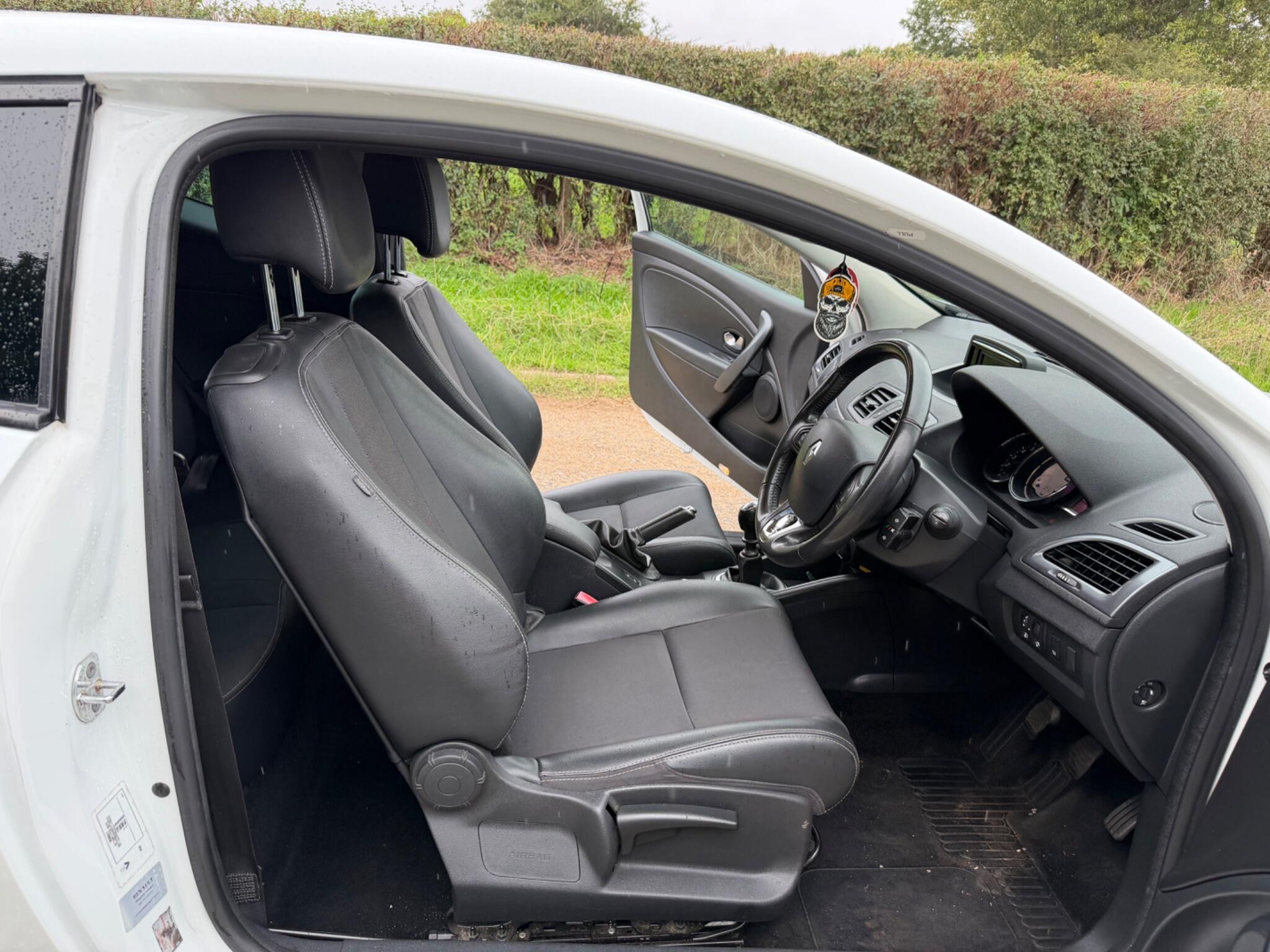Renault Megane view 16