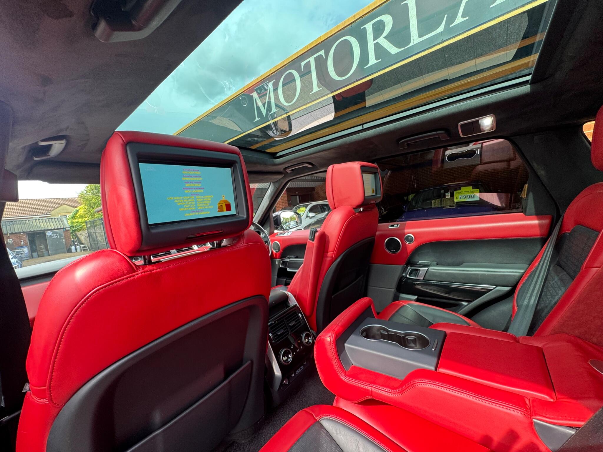 Land Rover Range Rover Sport view 9