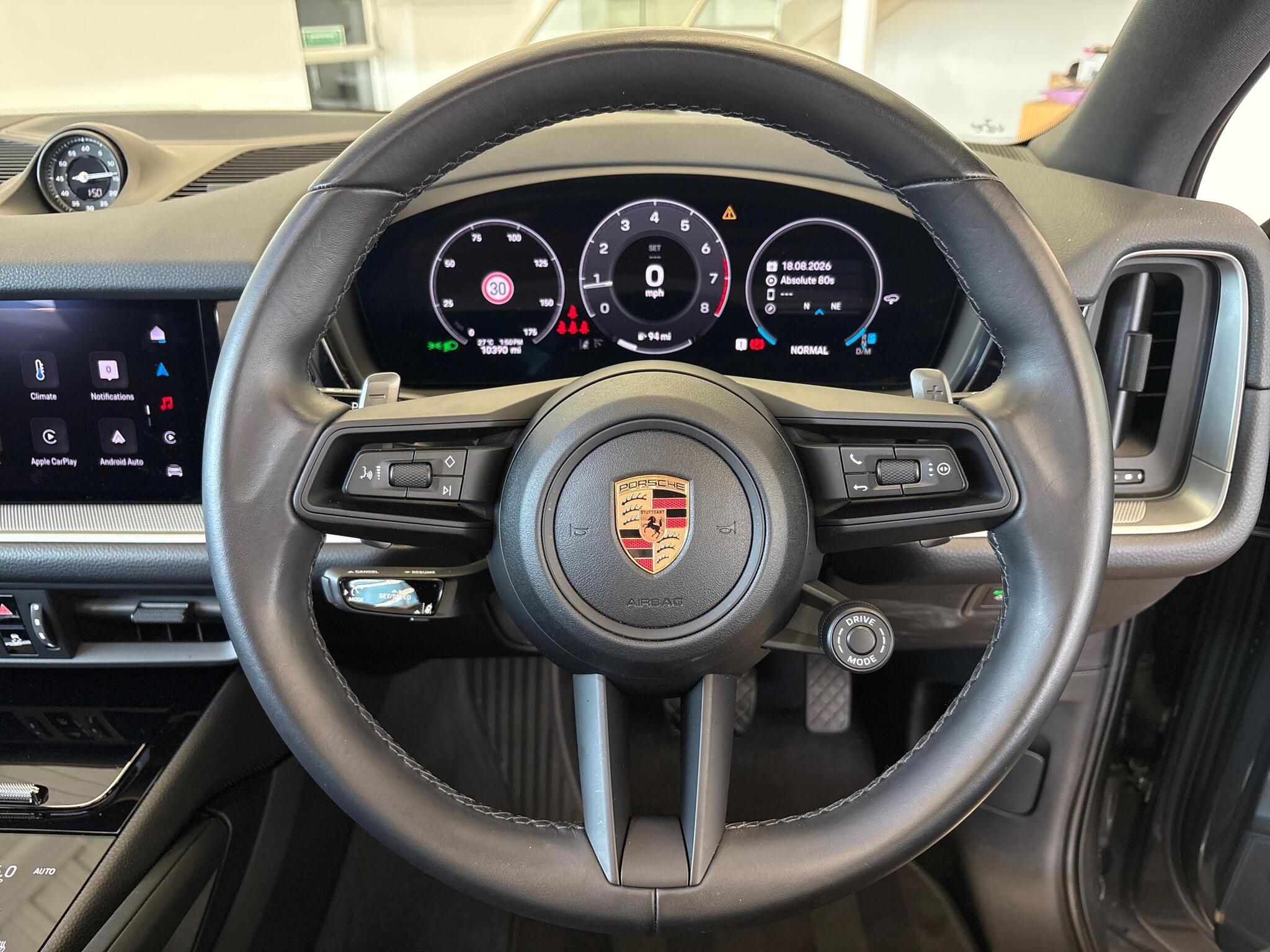 Porsche Cayenne view 17