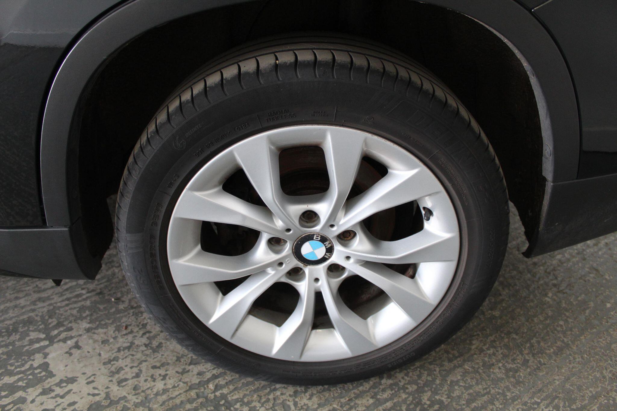 BMW X1 view 56