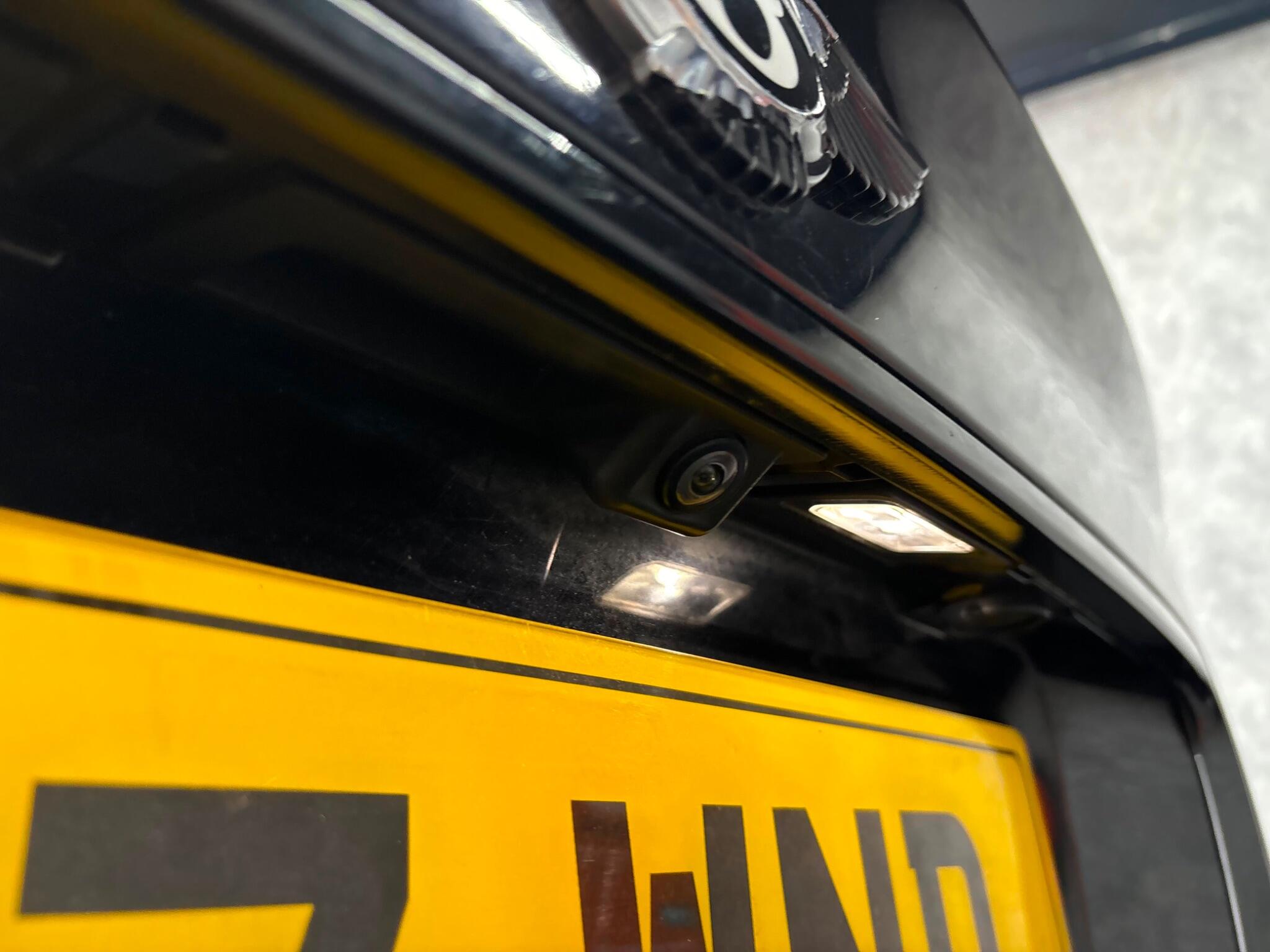 Bentley Bentayga view 45