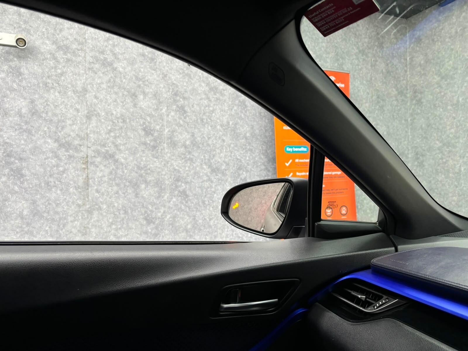 Toyota C-HR view 19