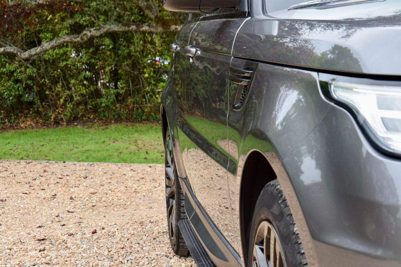 Land Rover Range Rover Sport view 17