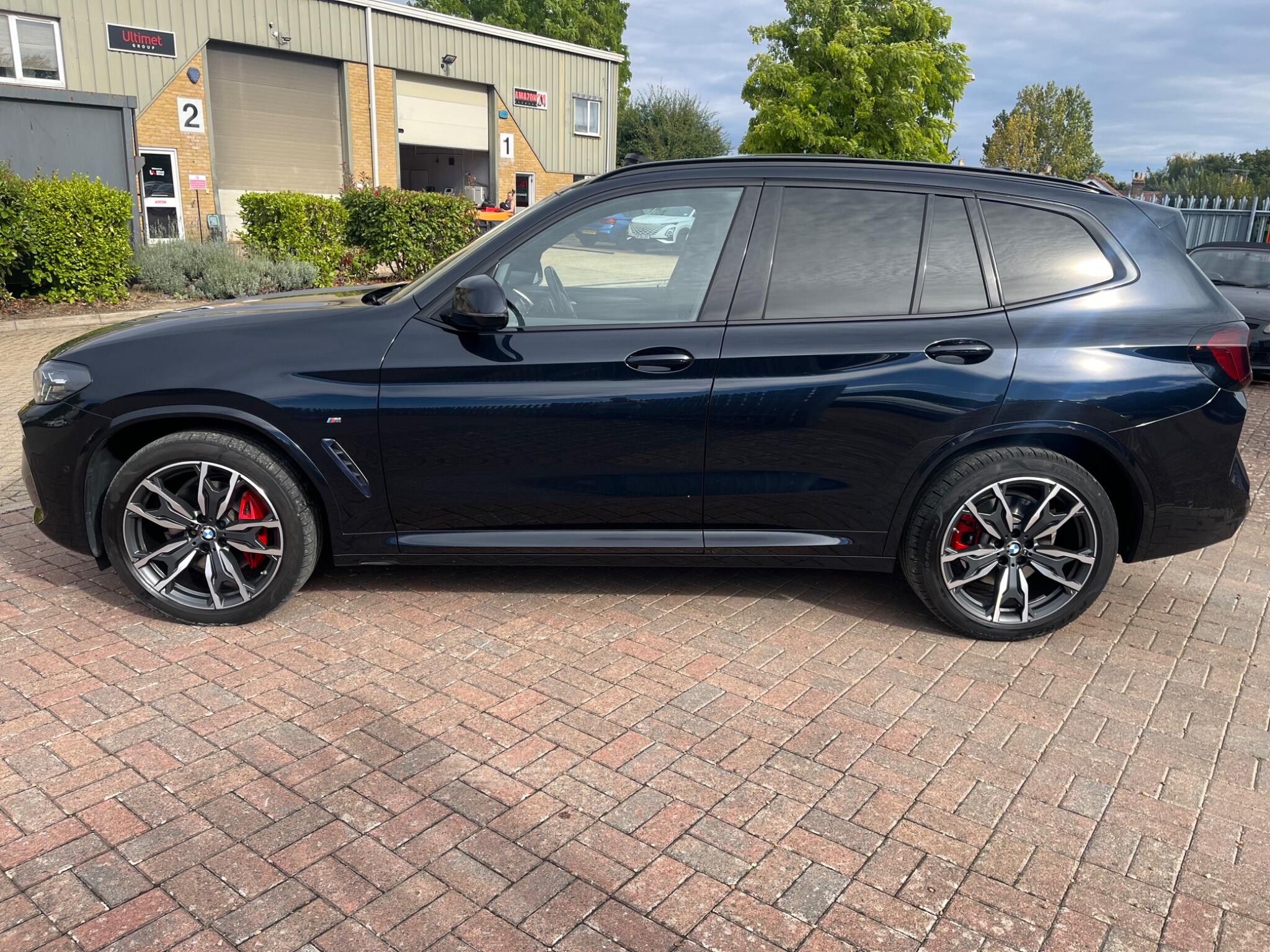 BMW X3 view 2
