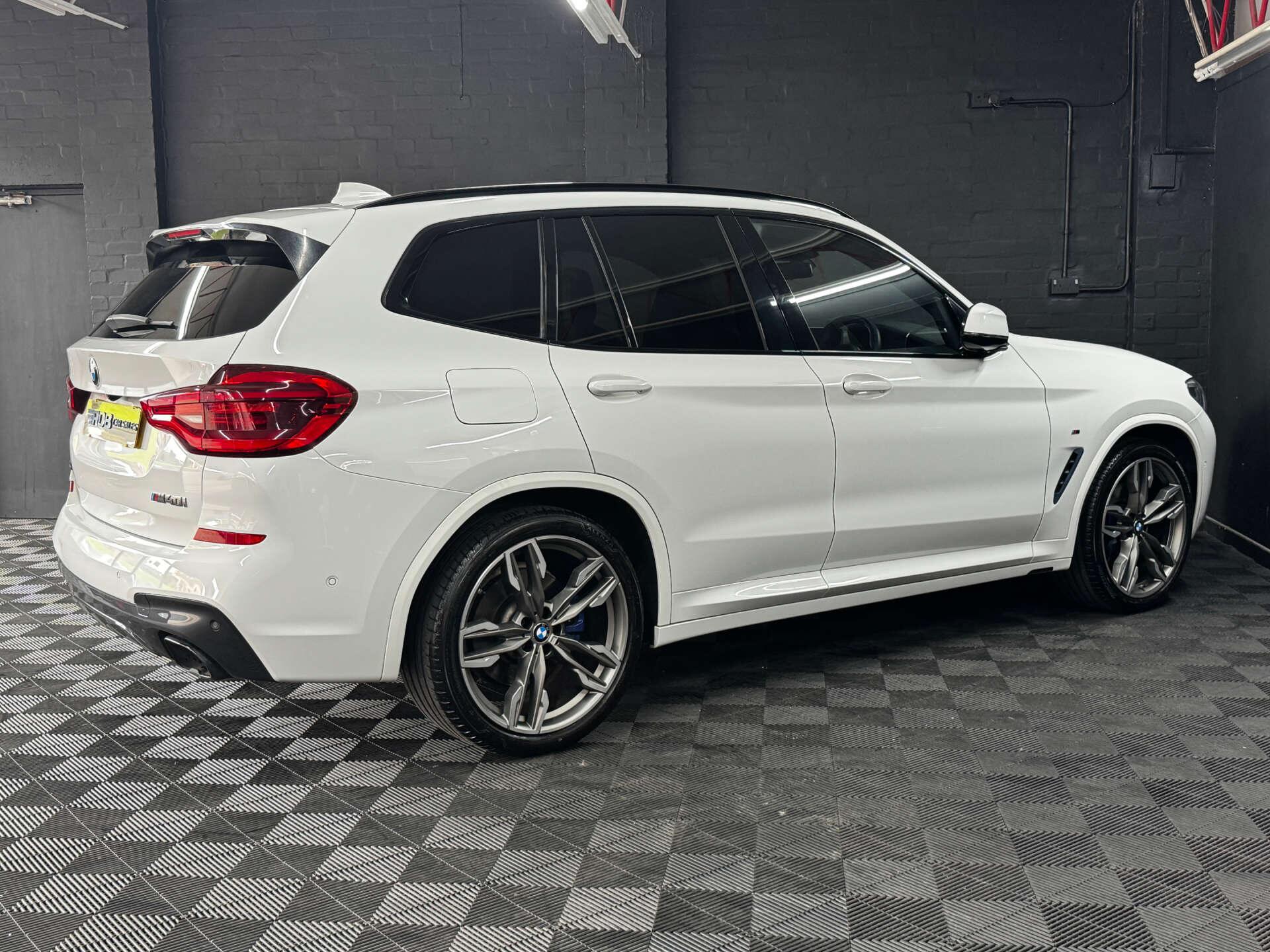 BMW X3 view 21