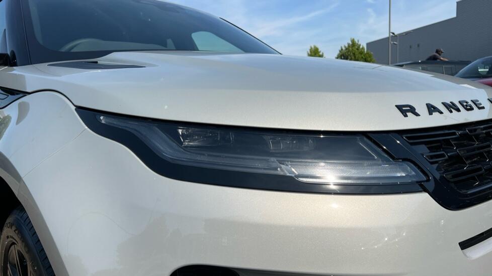 Land Rover Range Rover Evoque view 17