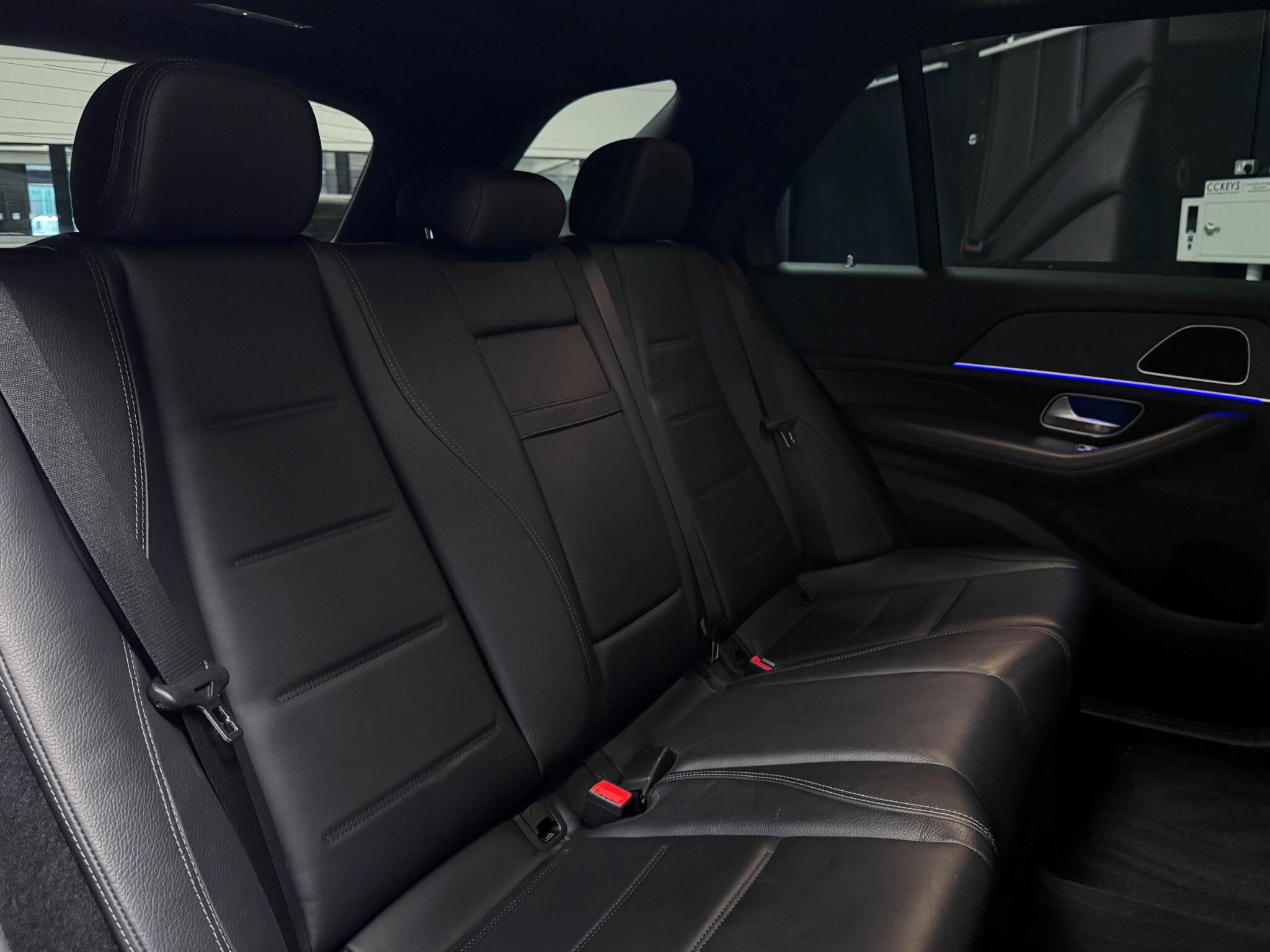 Mercedes-Benz Gle view 28