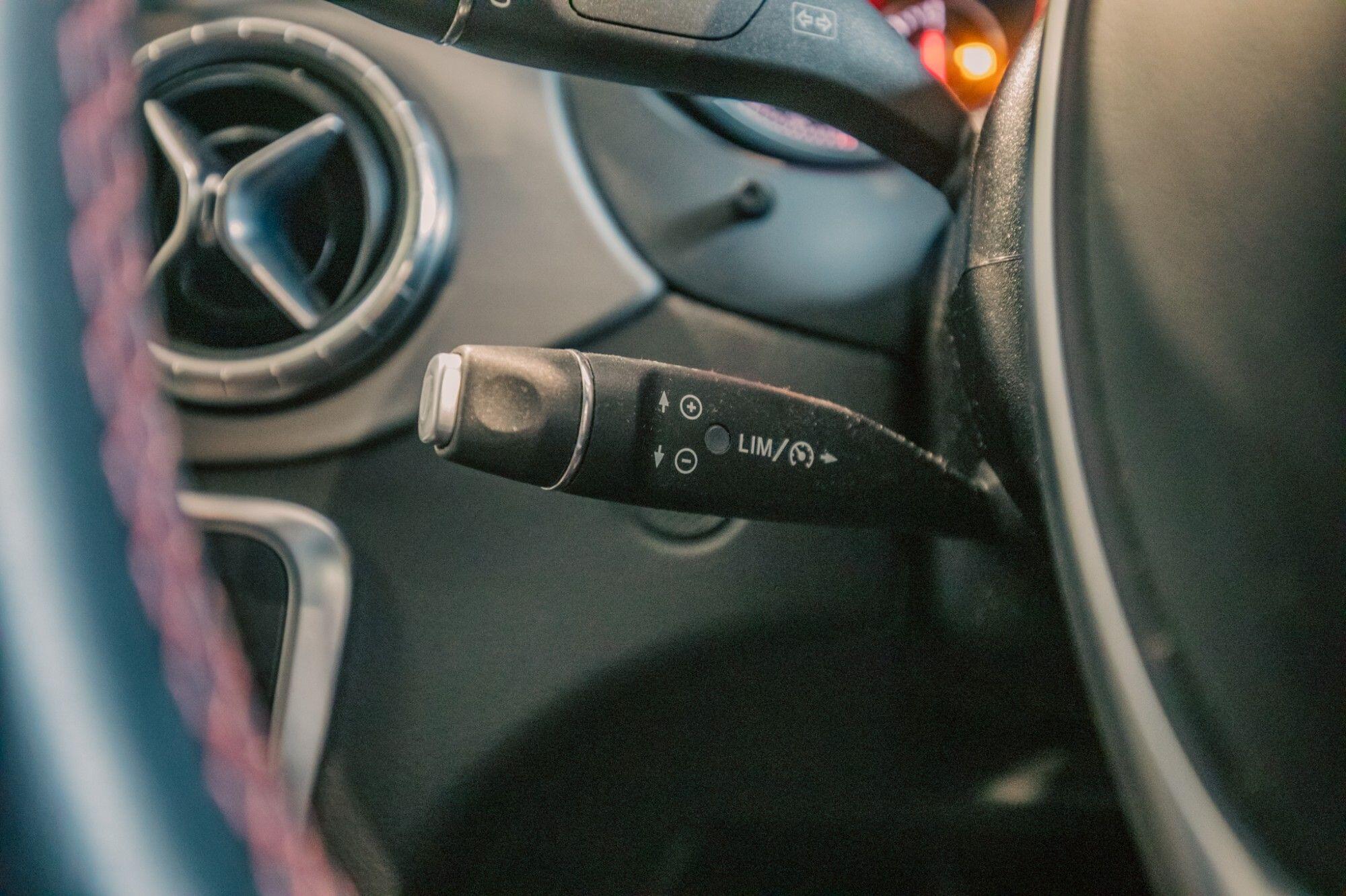 Mercedes-Benz CLA view 13