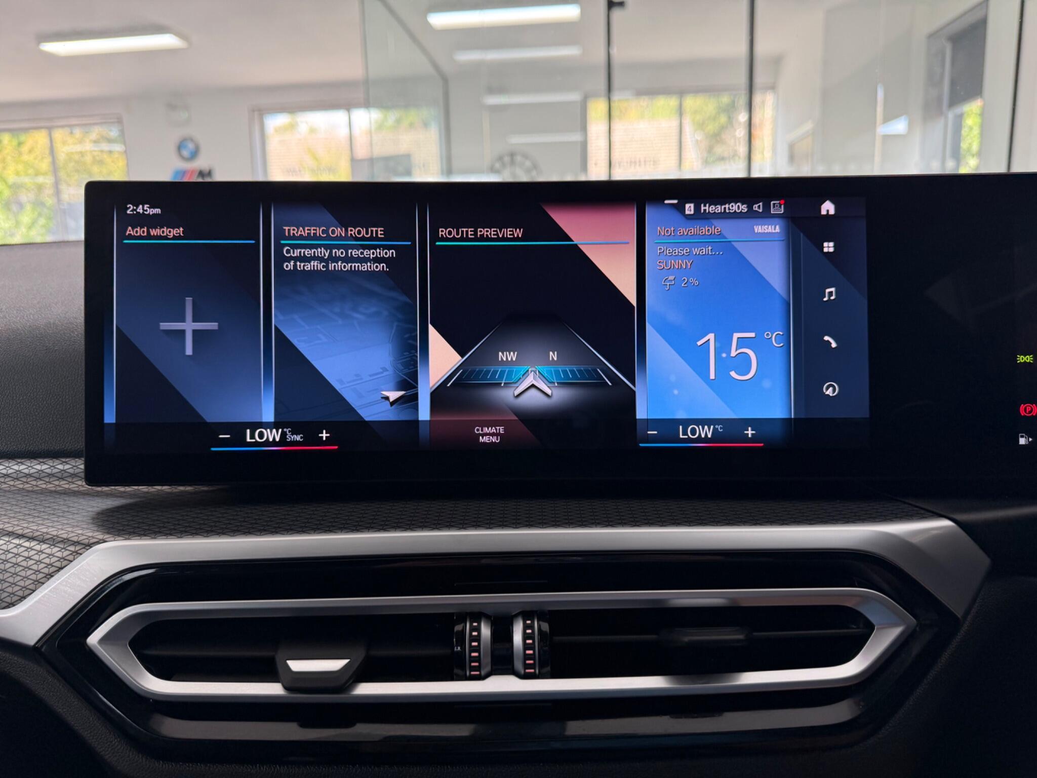 BMW 3 Series view 18