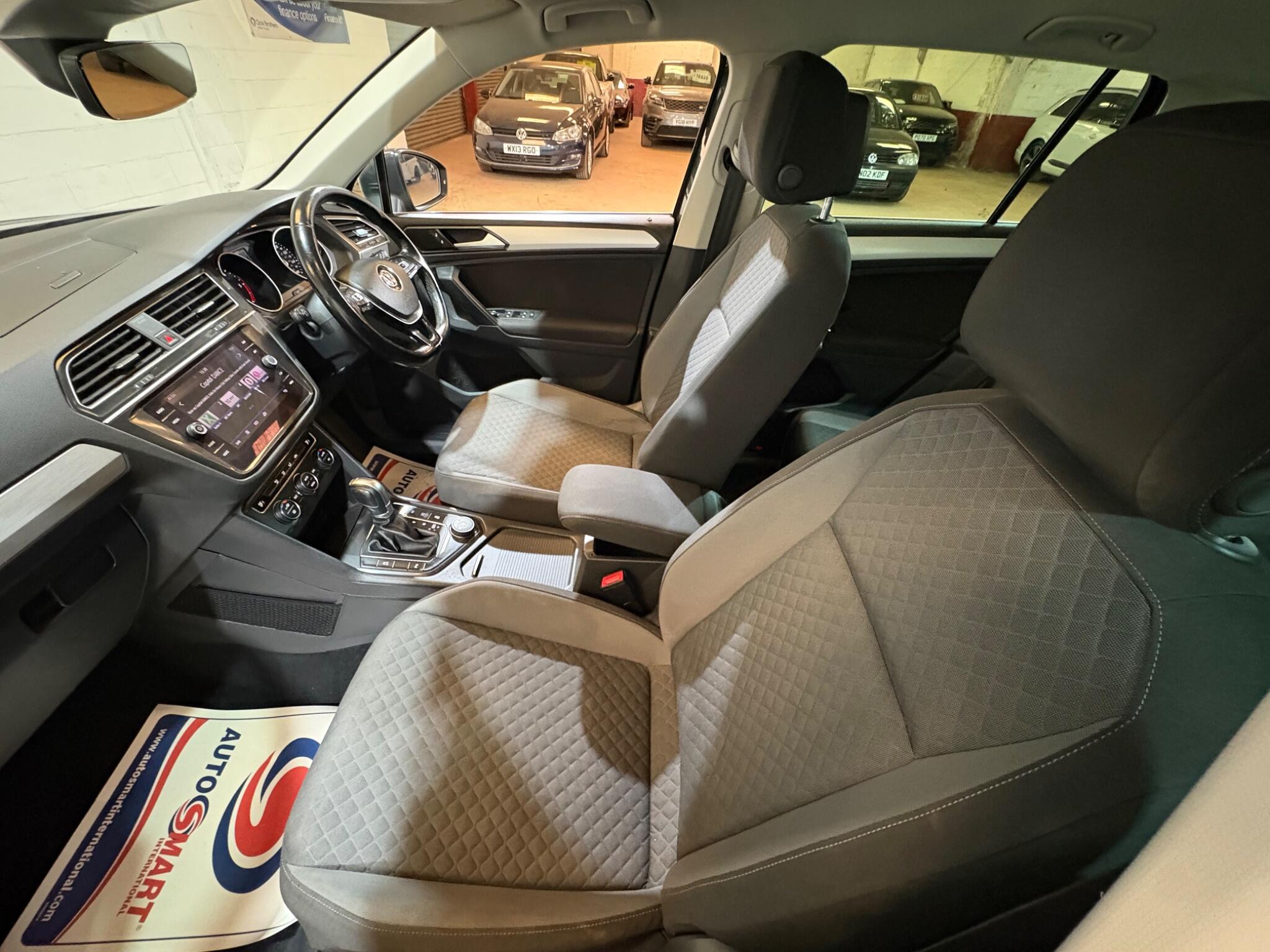 Volkswagen Tiguan view 68