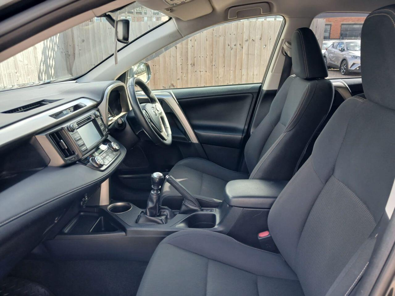 Toyota RAV4 view 31