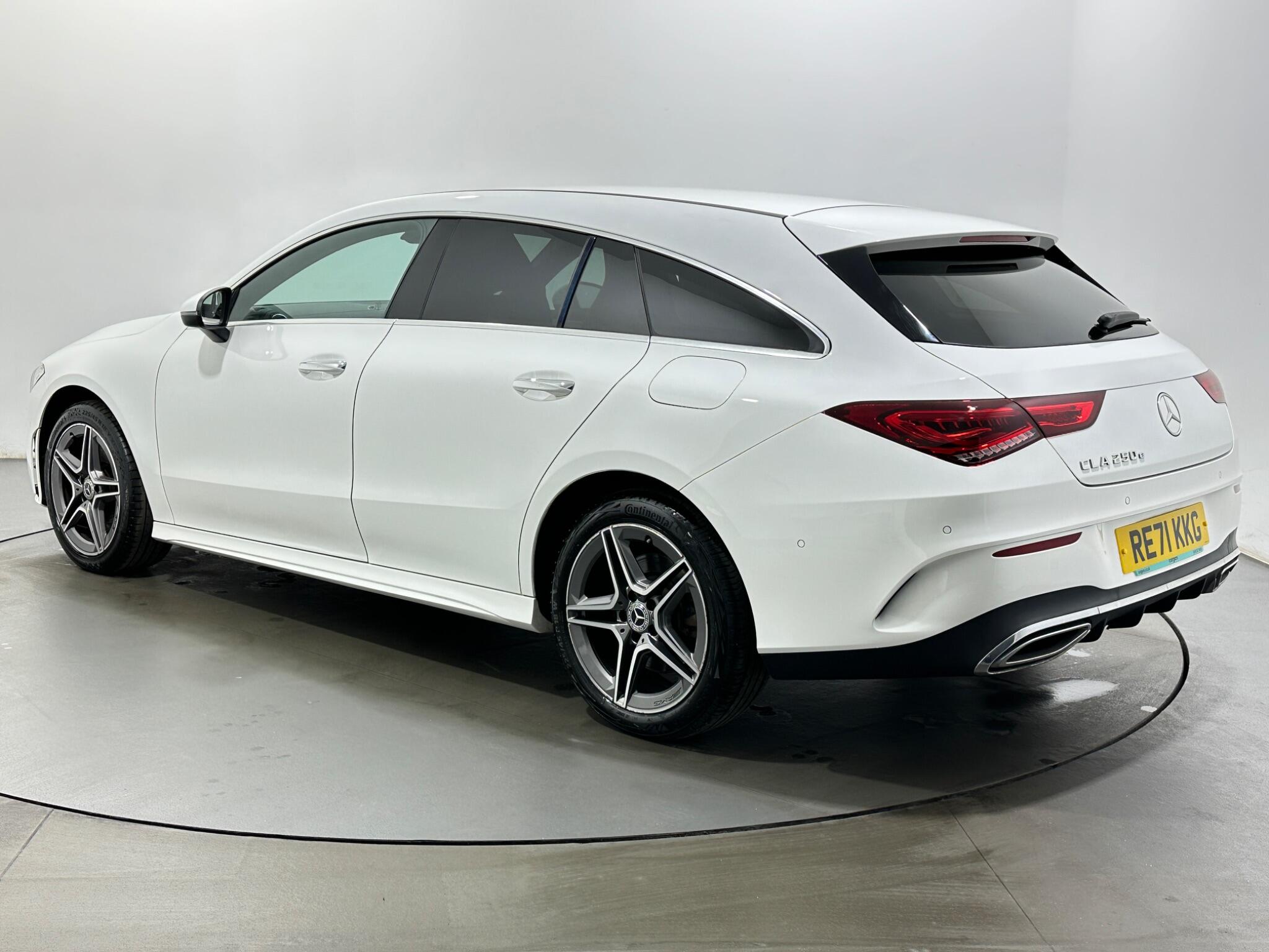 Mercedes-Benz Cla view 6