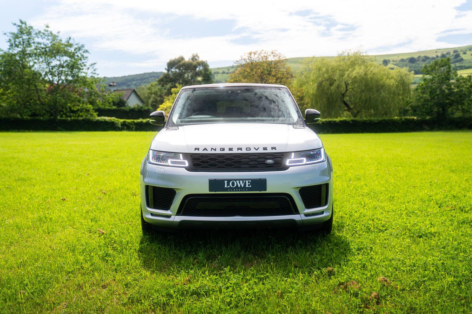 Land Rover Range Rover Sport view 2