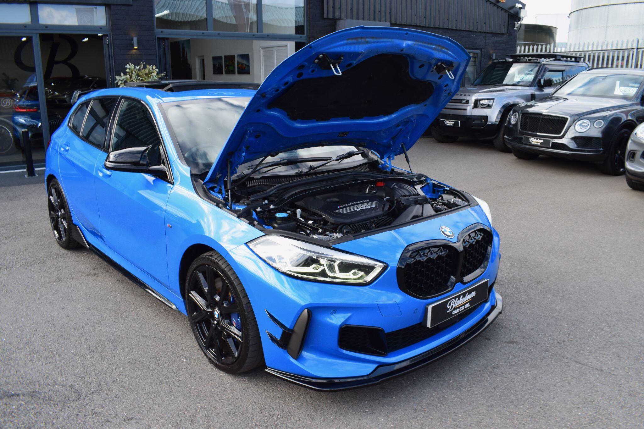 BMW 1 Series view 26