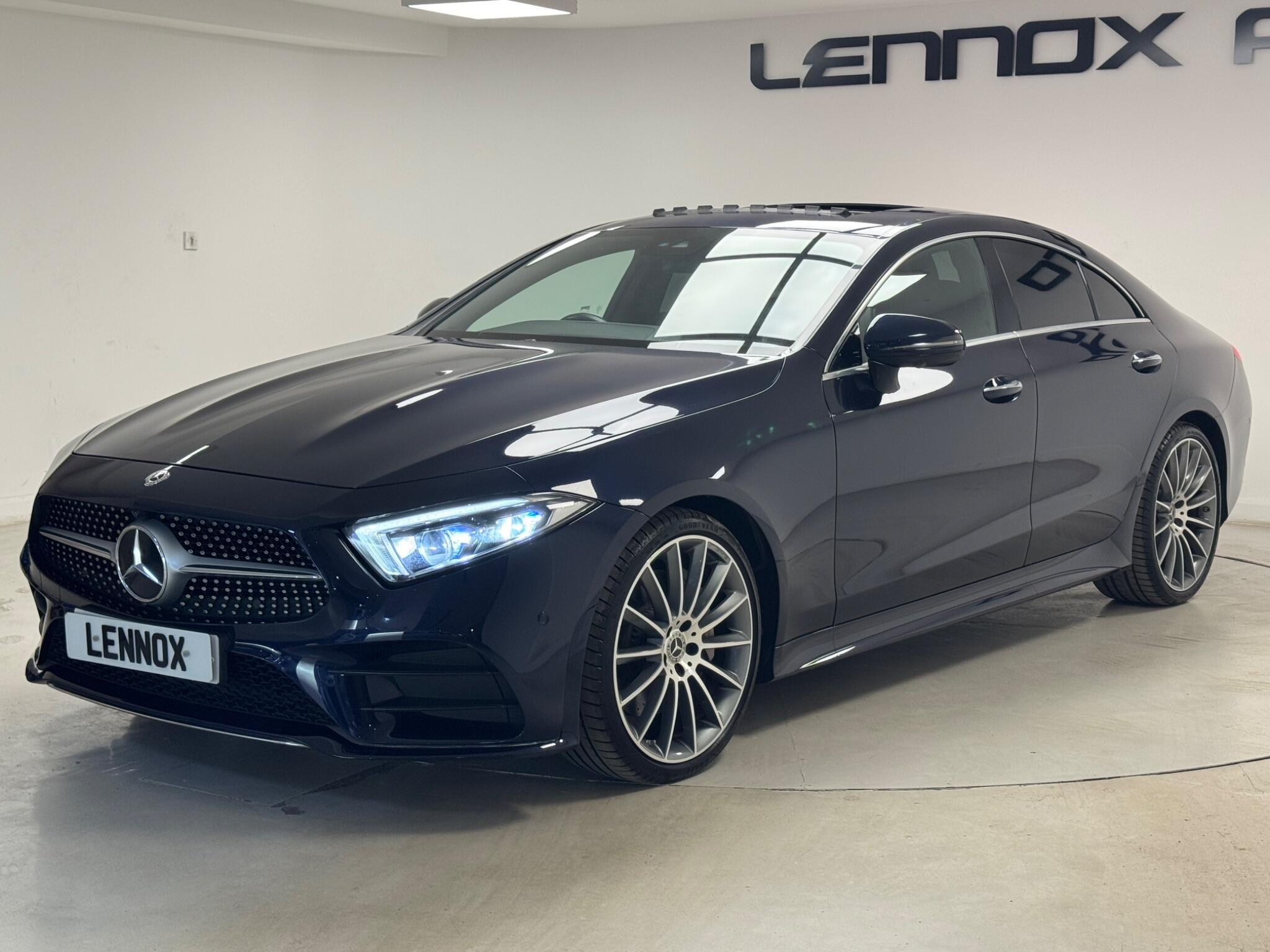 Mercedes-Benz CLS view 3