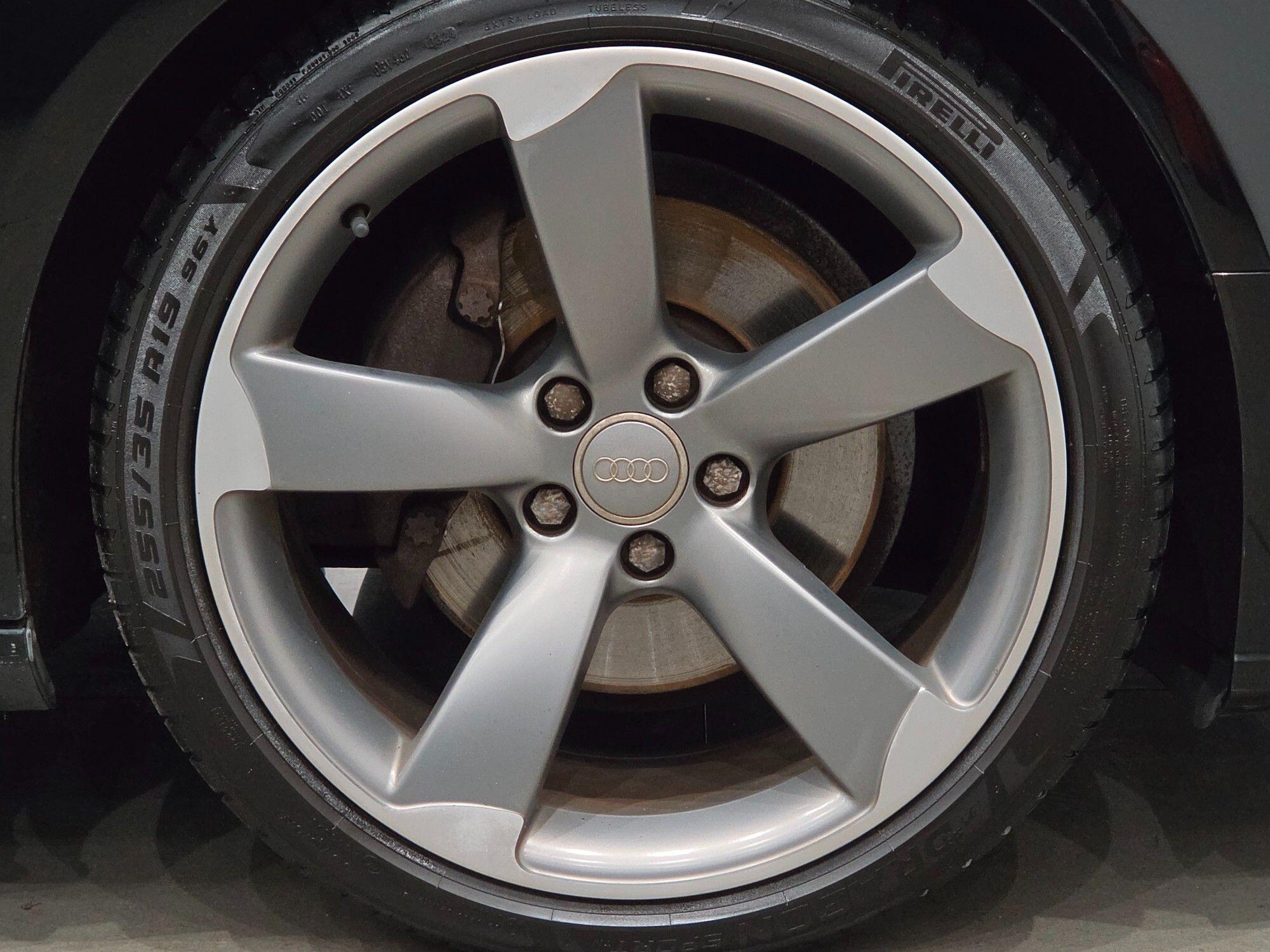 Audi A5 view 8