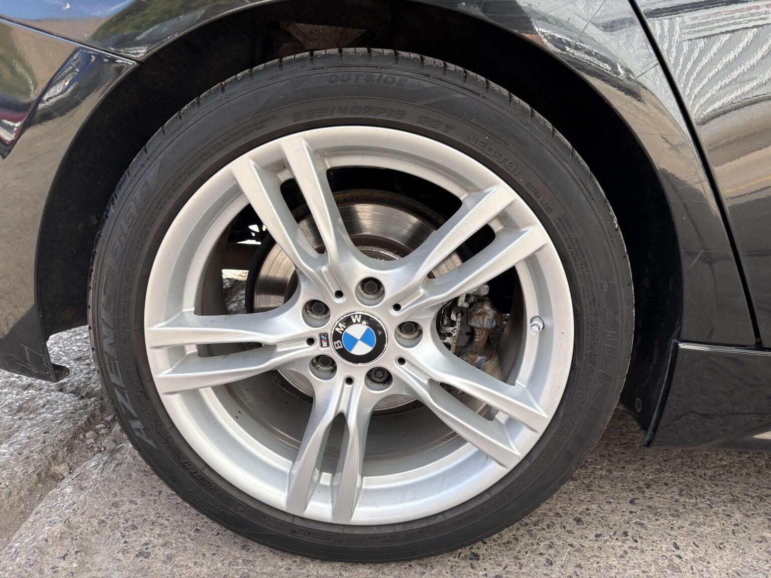 BMW 3 Series view 34
