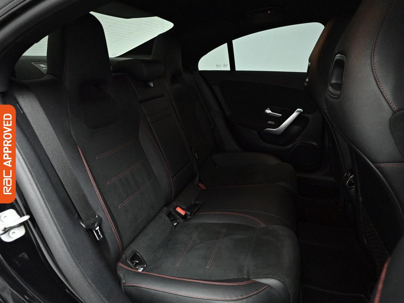 Mercedes-Benz Cla view 14