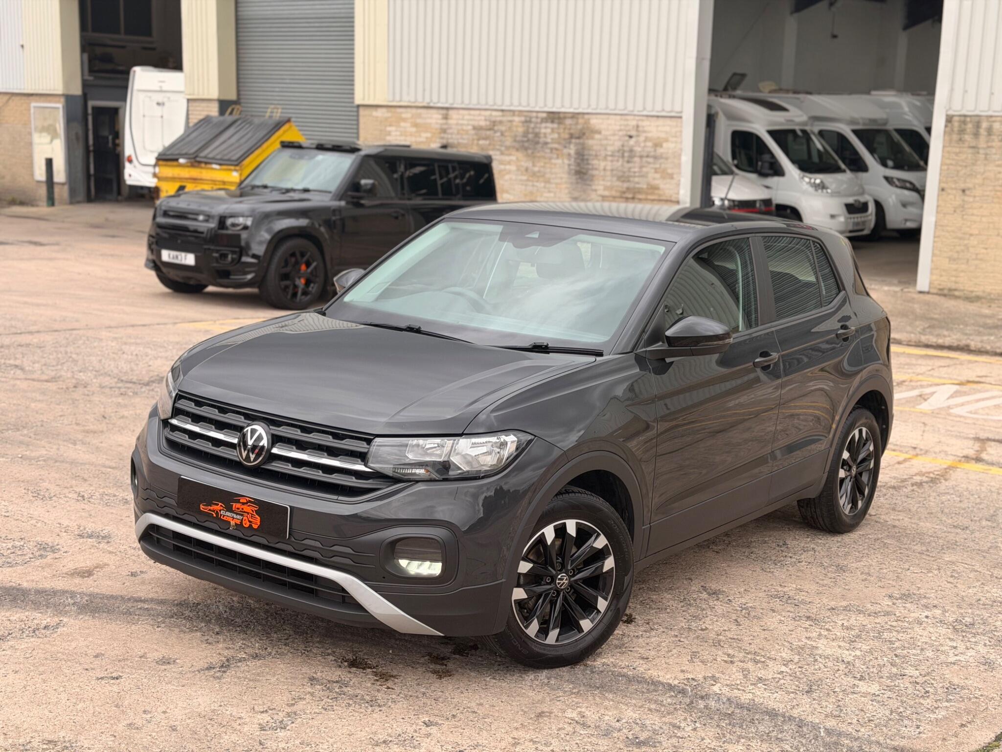 Volkswagen T-Cross view 12