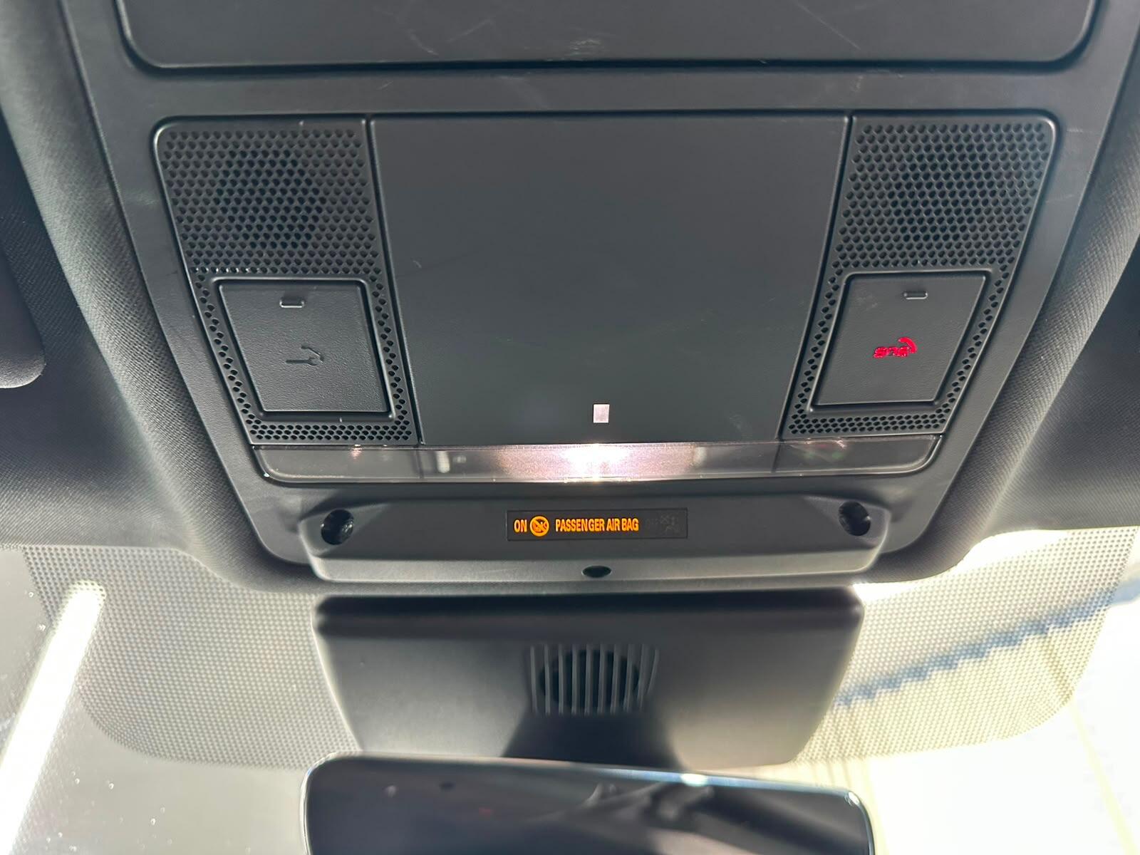 Jaguar E-Pace view 45
