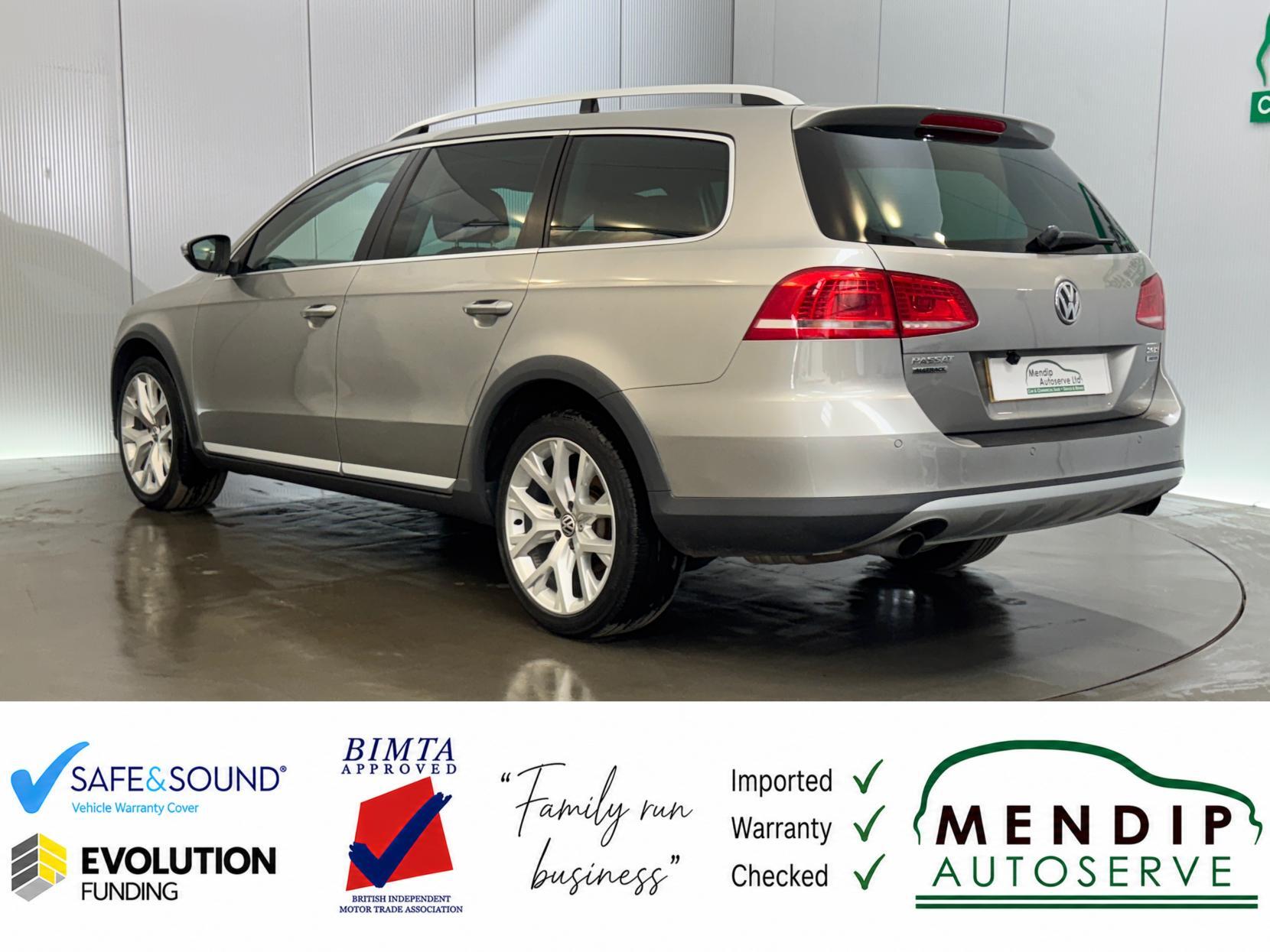 Volkswagen Passat view 16