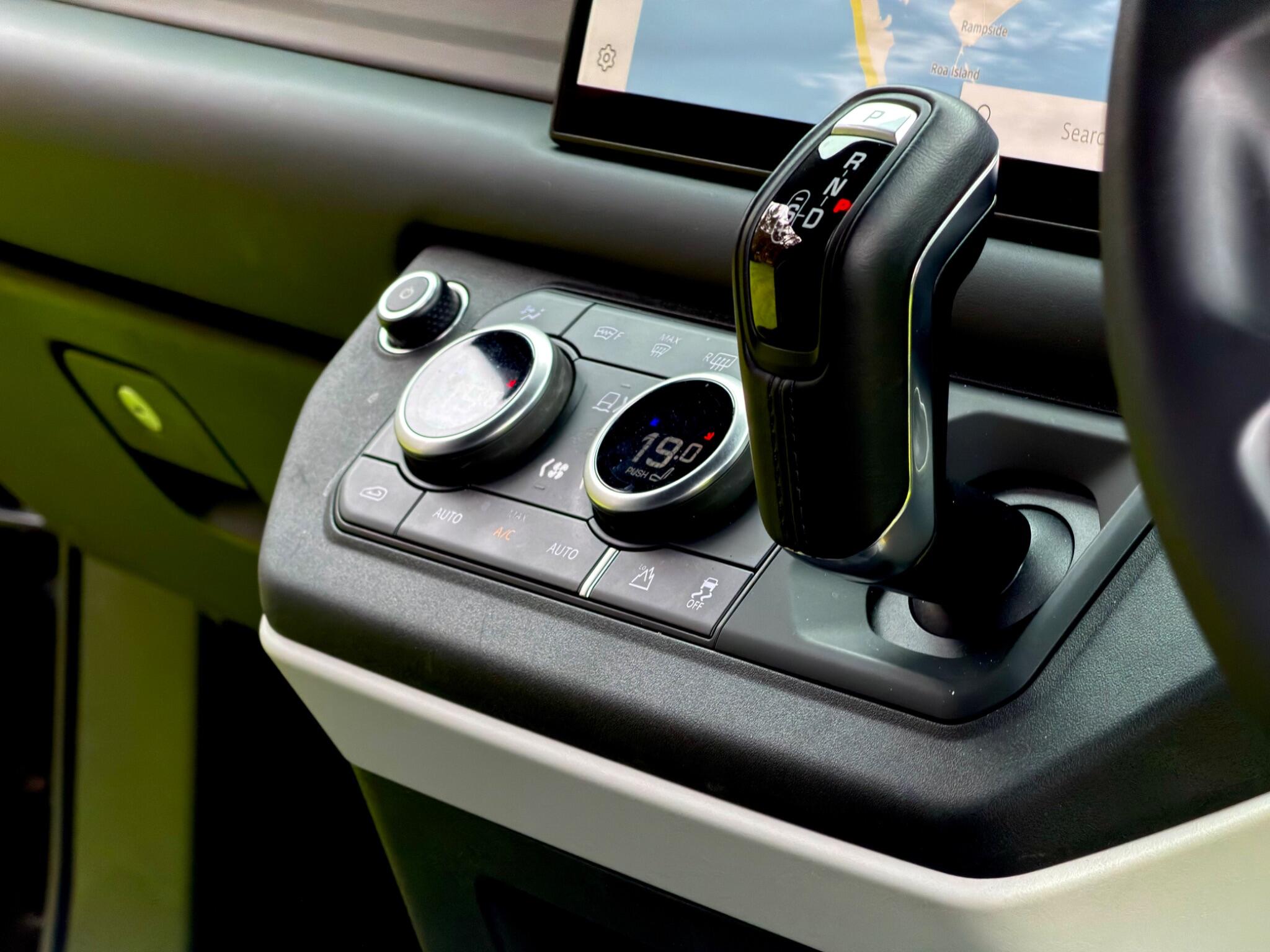 Land Rover Defender view 12