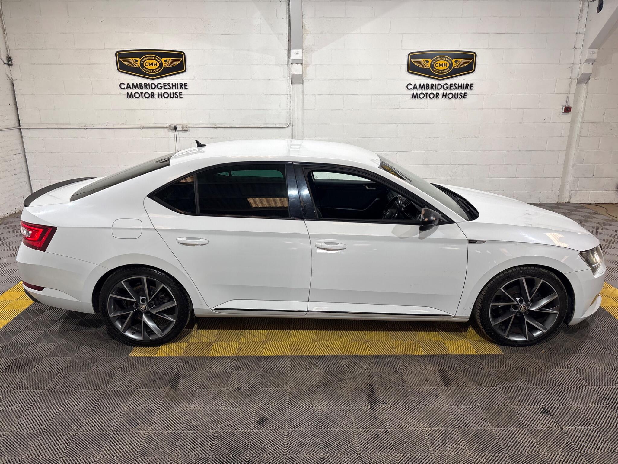 Skoda Superb view 13