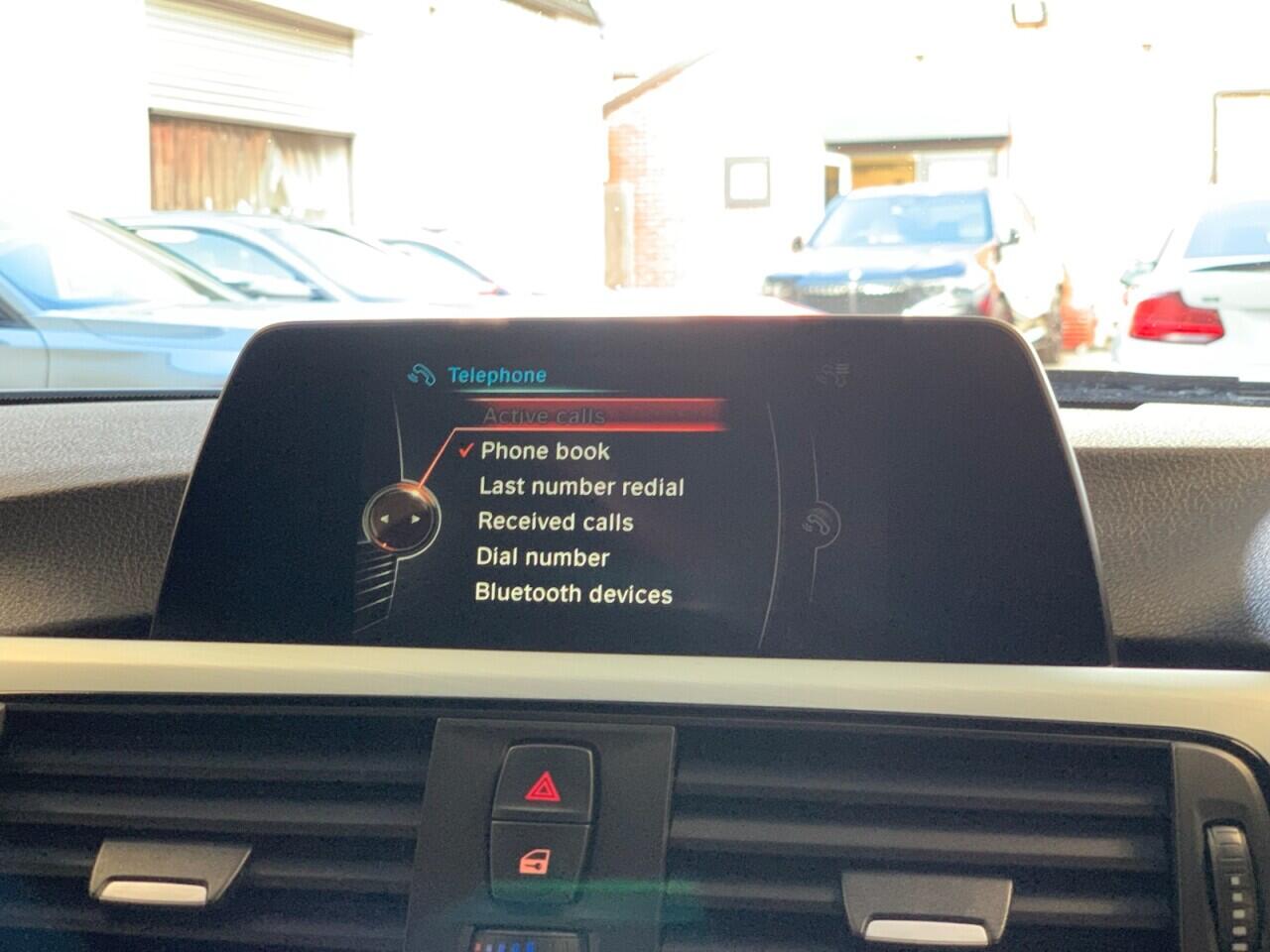BMW 3 Series view 44
